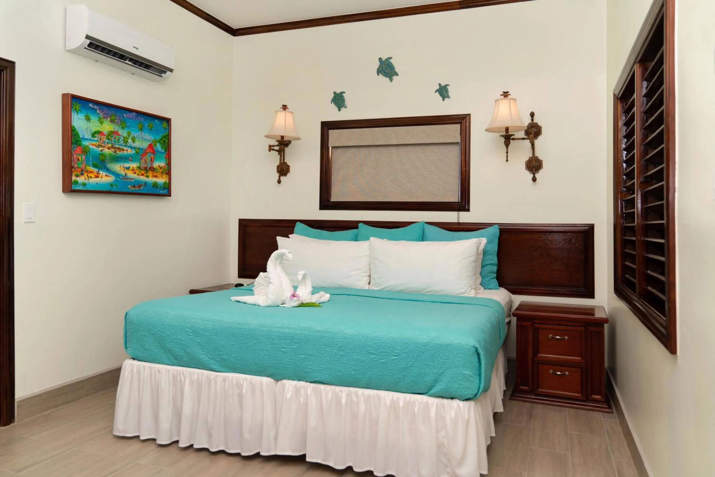 Bed in X'tan Ha- The Waterfront