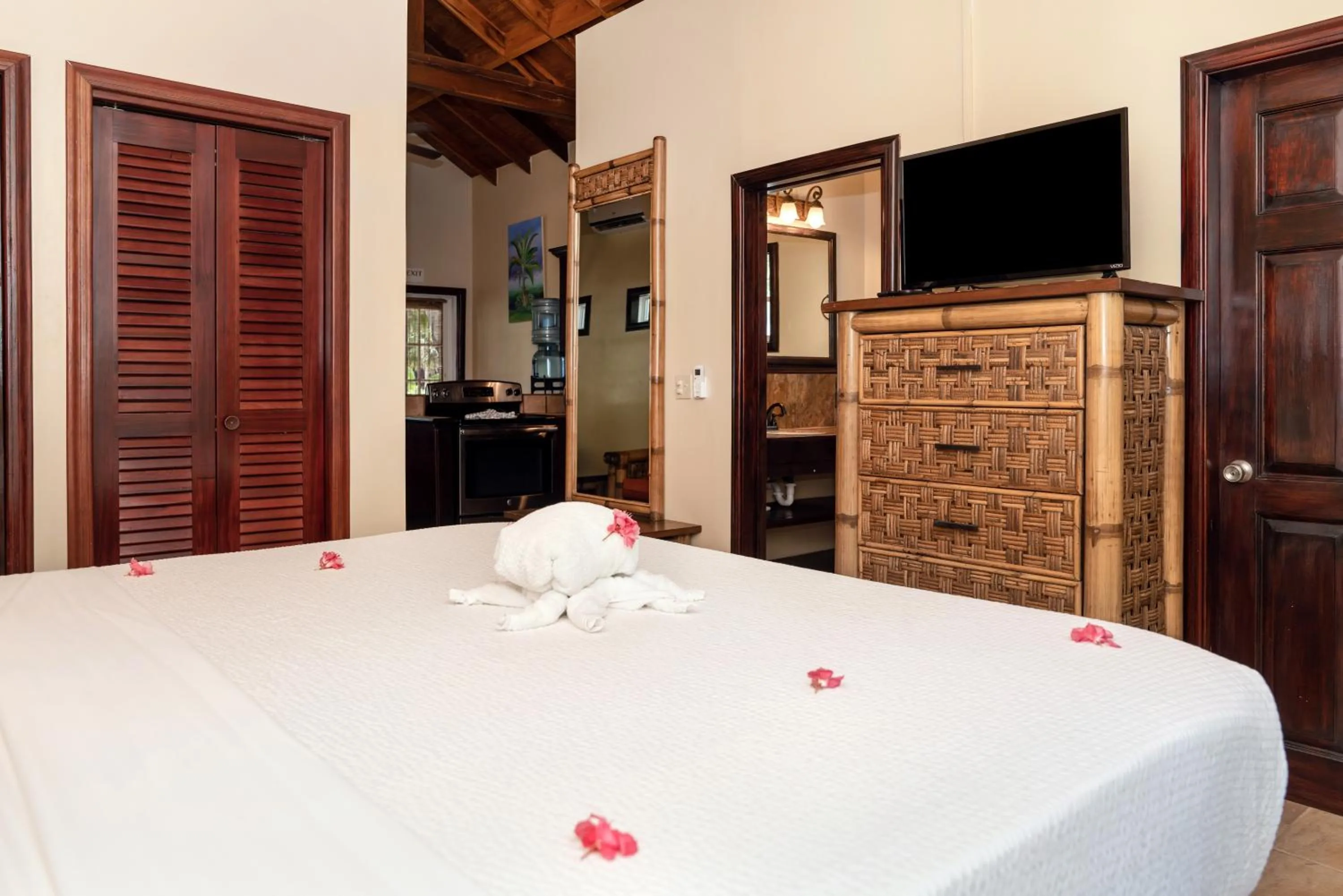 Bed in X'tan Ha- The Waterfront