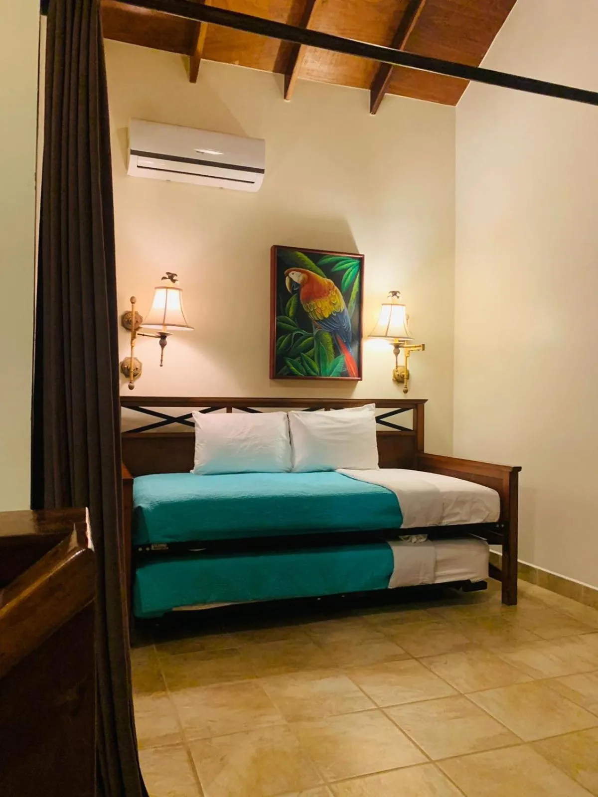 bunk bed, Bed in X'tan Ha- The Waterfront