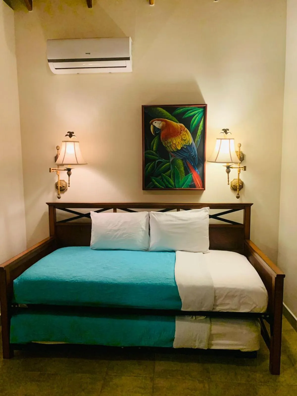 bunk bed, Bed in X'tan Ha- The Waterfront