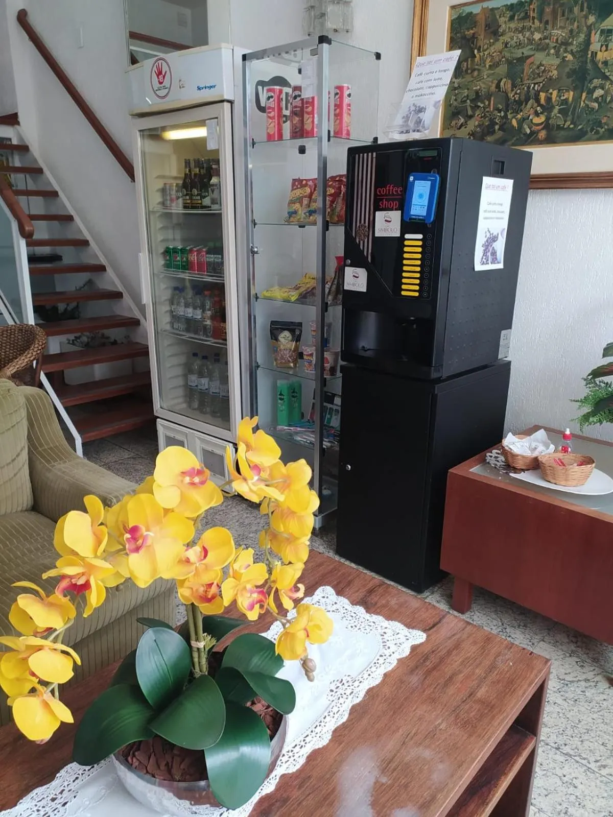 Communal lounge/ TV room in Dublin Hotel