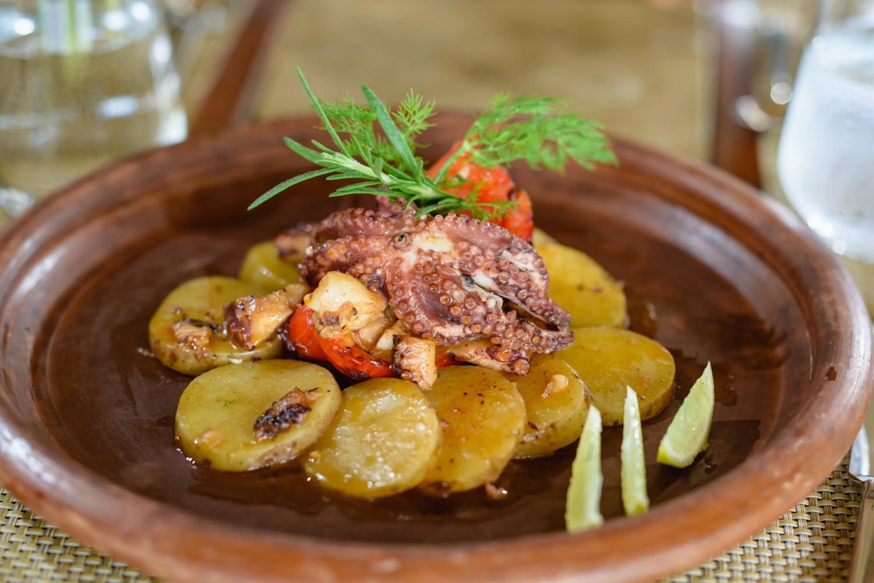 Food and drinks in Morgan's Rock Reserve & Ecolodge