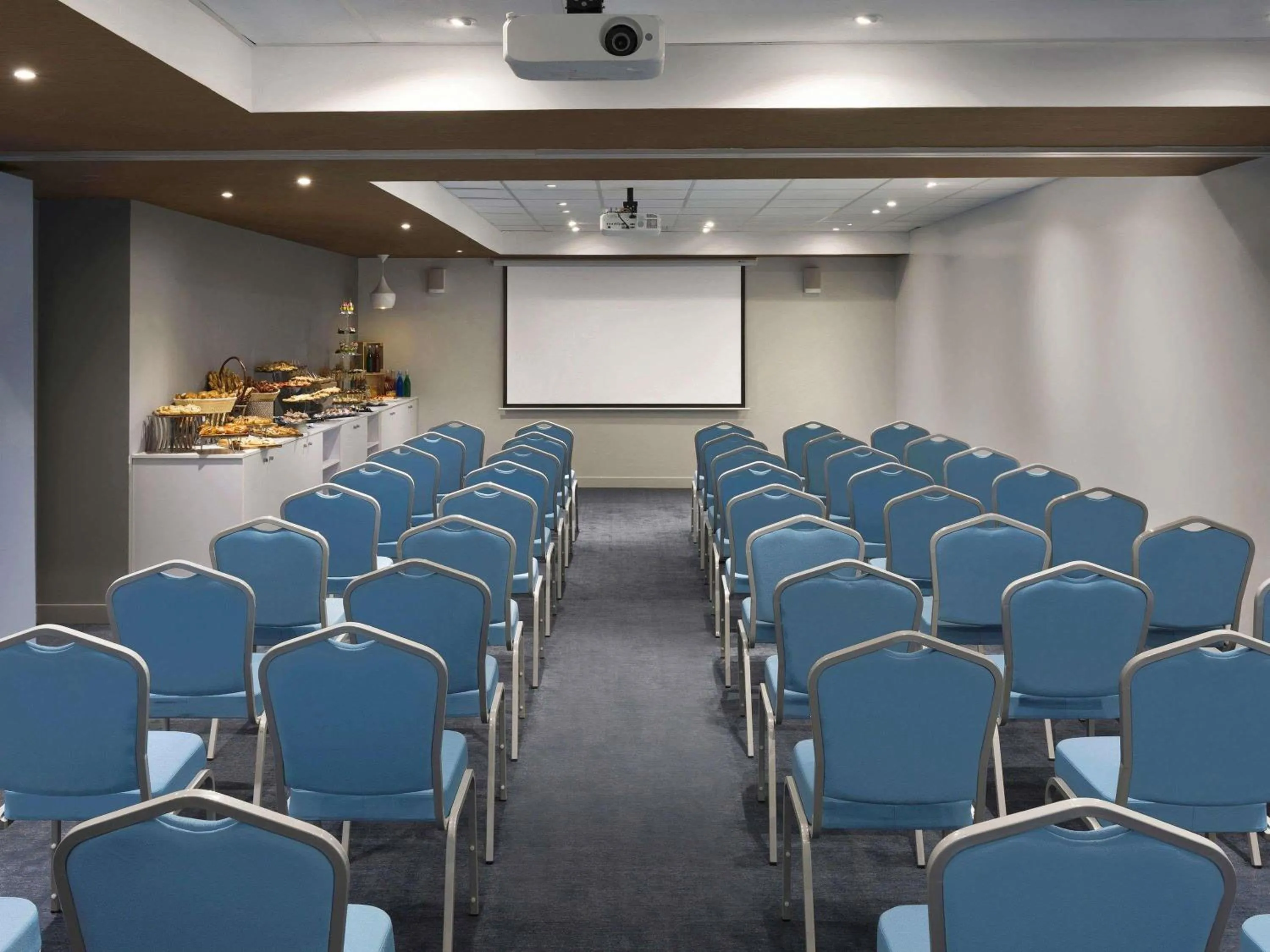 Meeting/conference room in Adagio Jeddah City Center