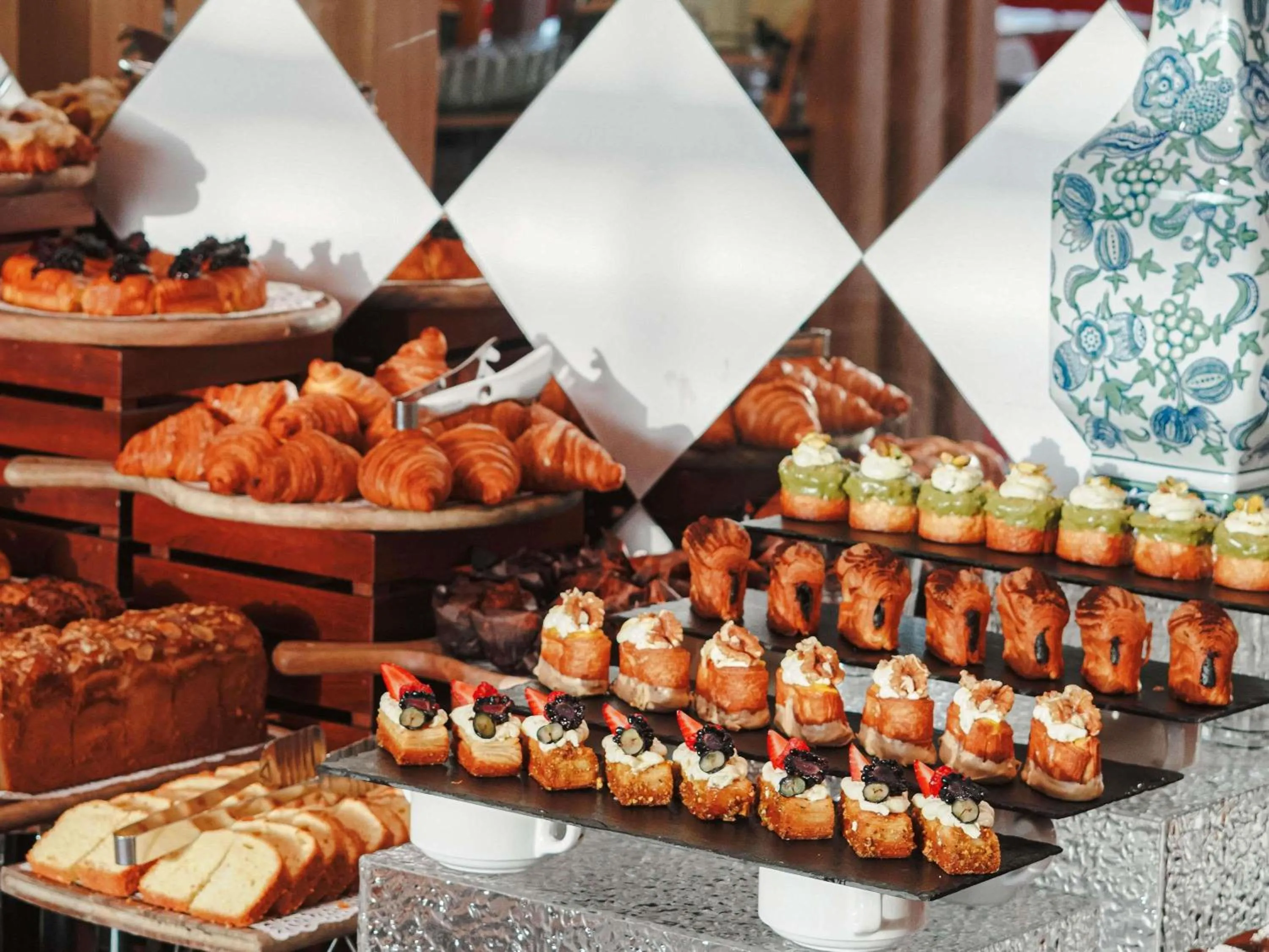 Breakfast in Adagio Jeddah City Center