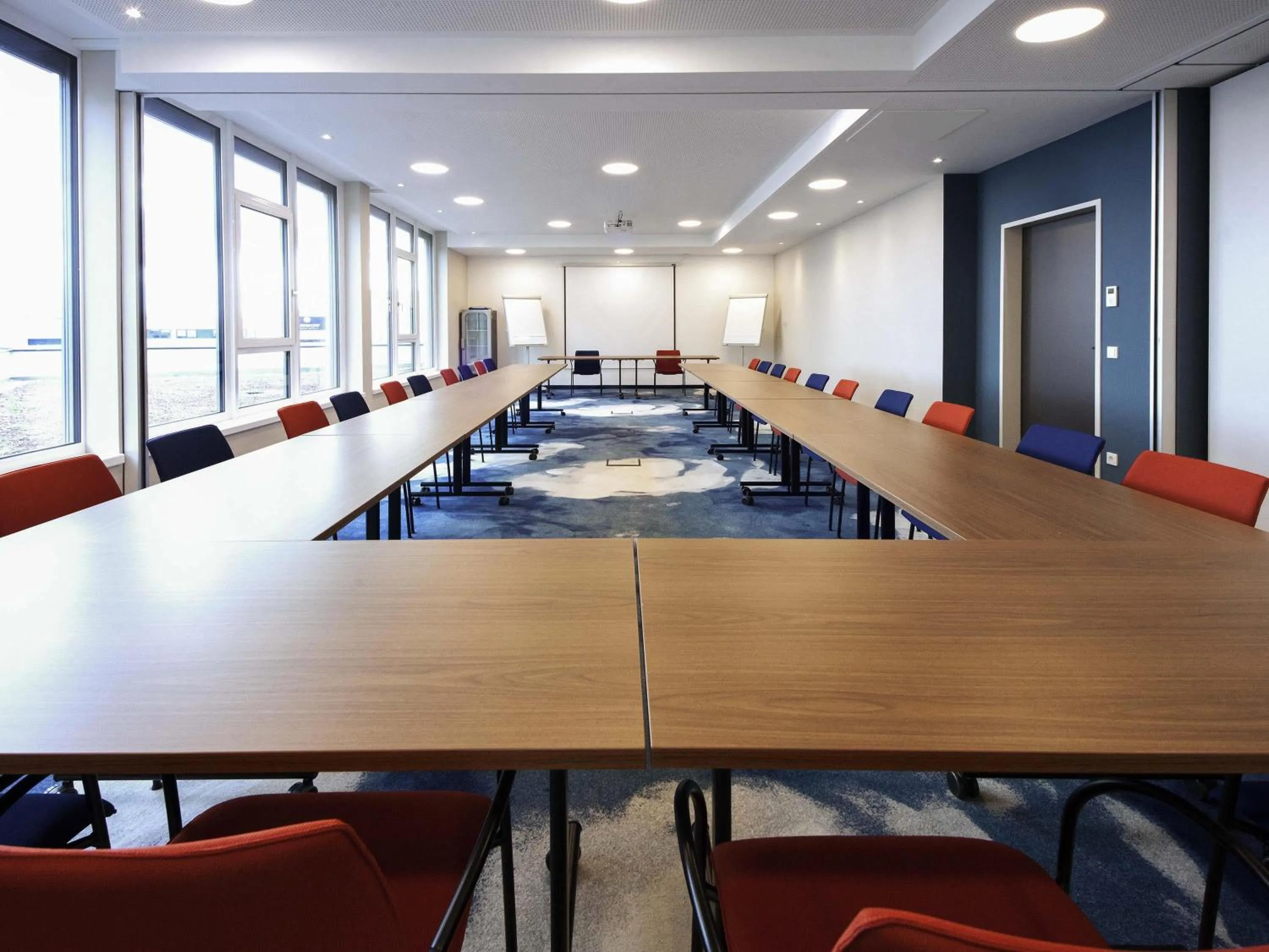 Meeting/conference room in ibis Styles Parndorf Neusiedler See