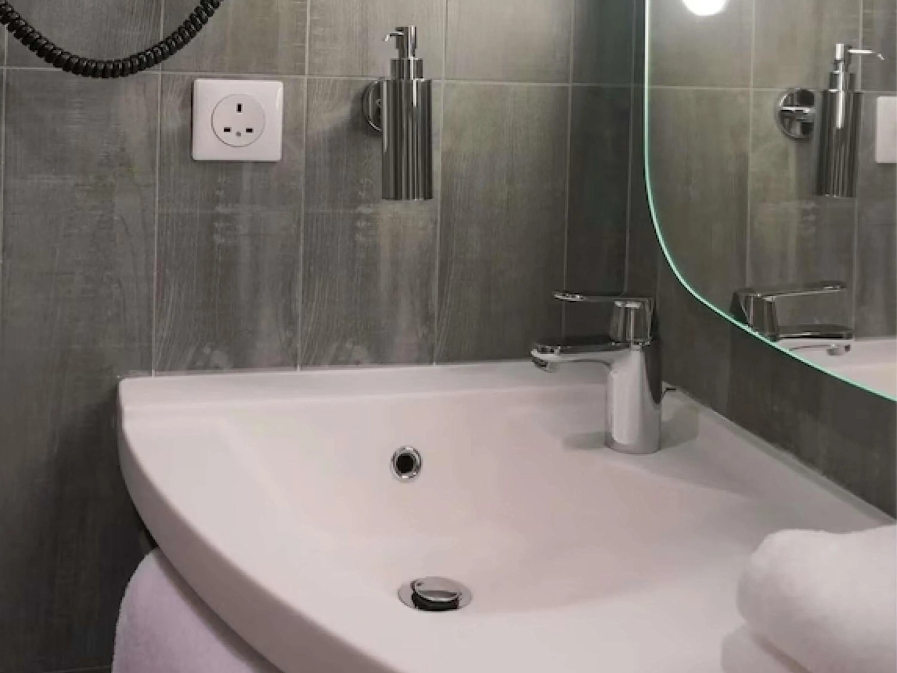 Bedroom in ibis Jeddah City Center