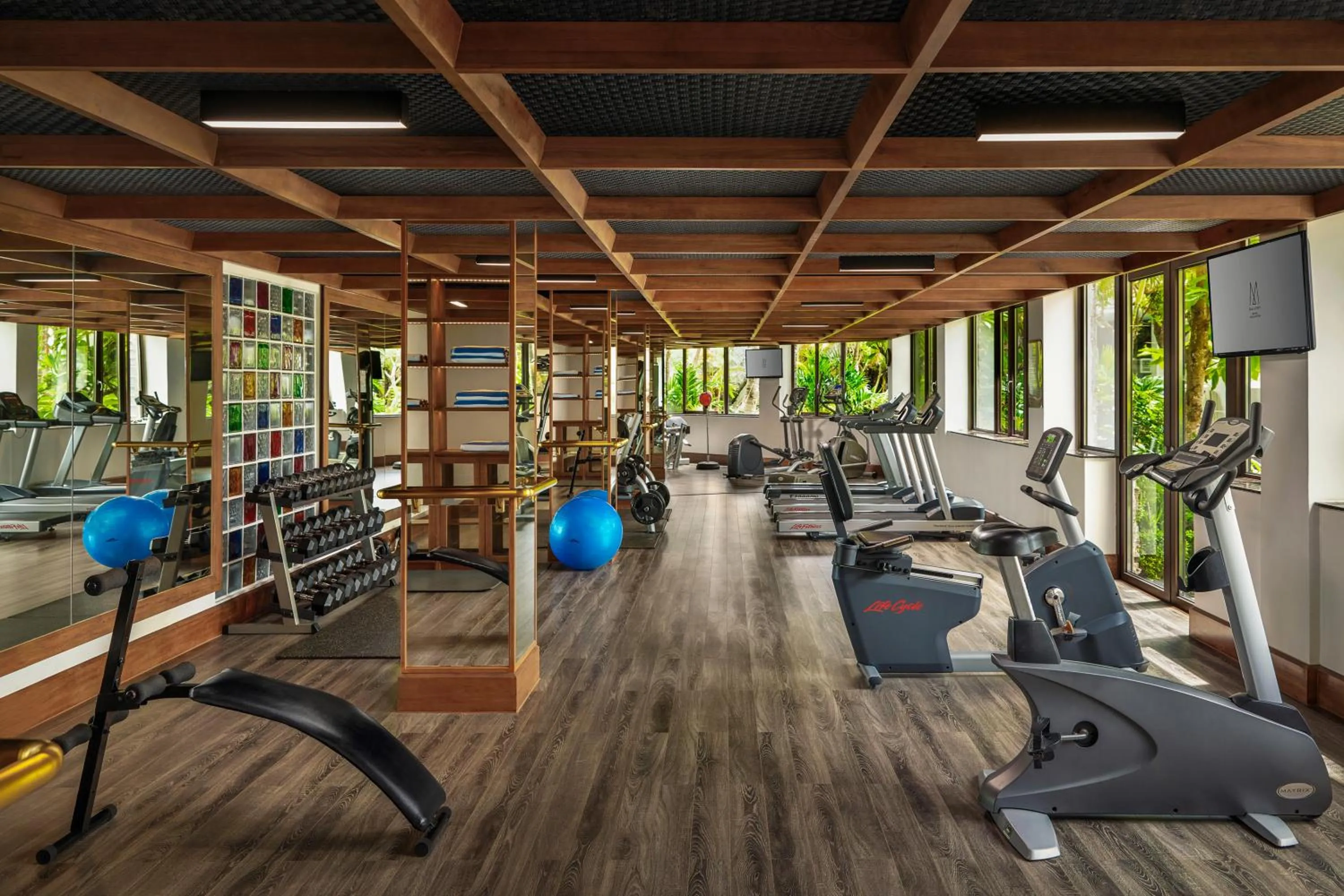 Fitness centre/facilities in Hôtel Perle d'Orient Cat Ba - MGallery