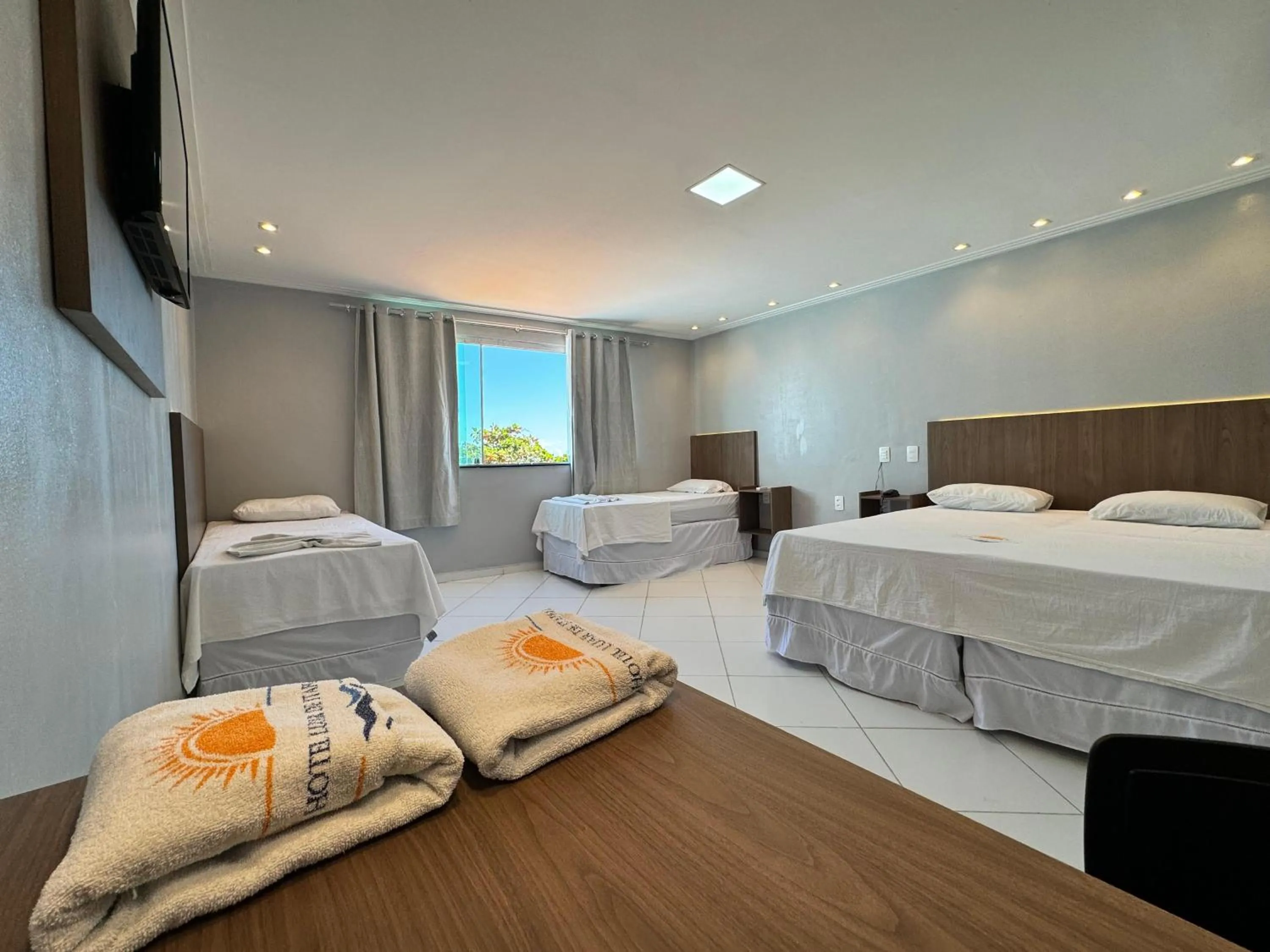 Bedroom, Bed in Hotel Luar de Itapua