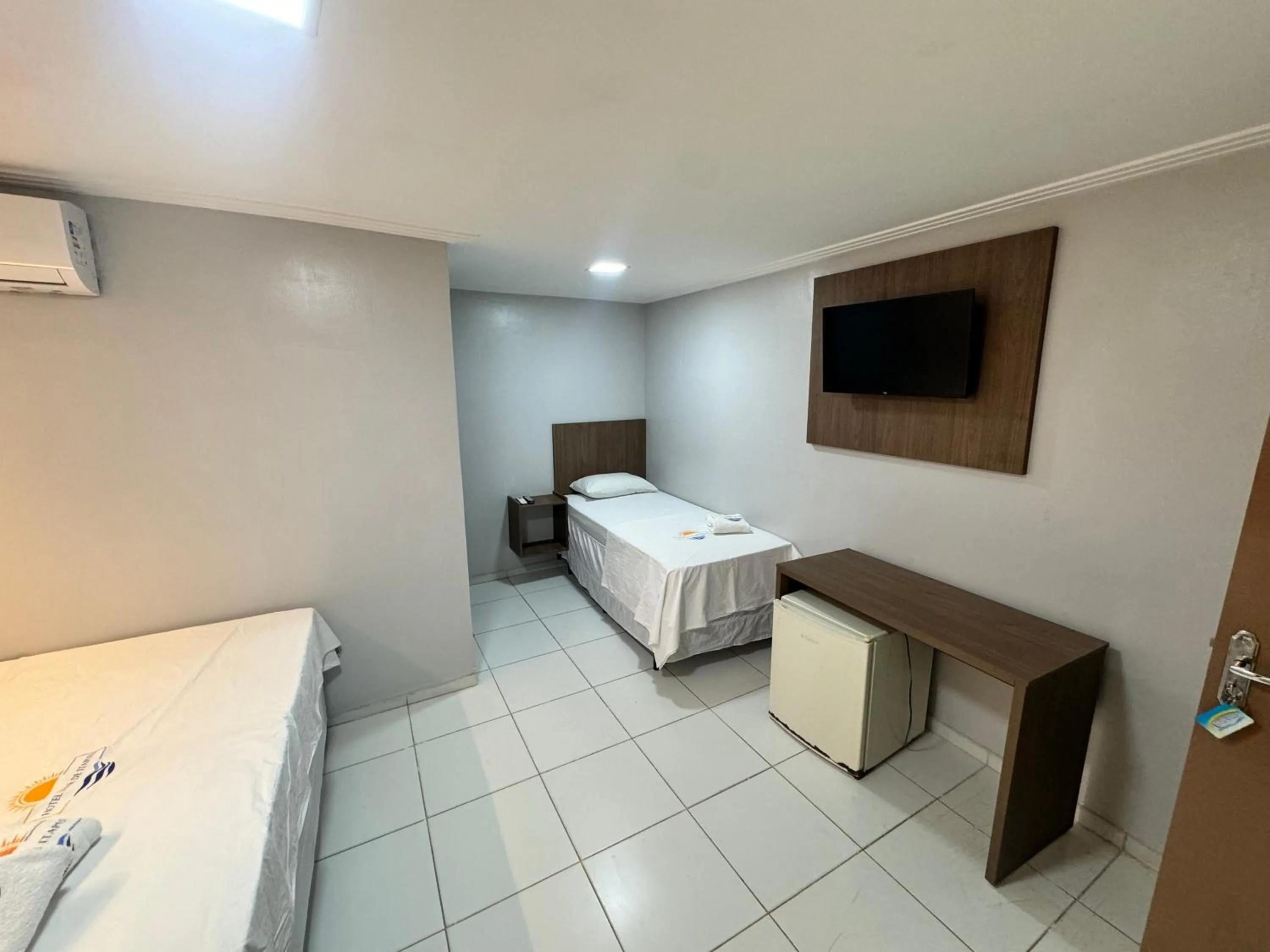 Bedroom, Bed in Hotel Luar de Itapua