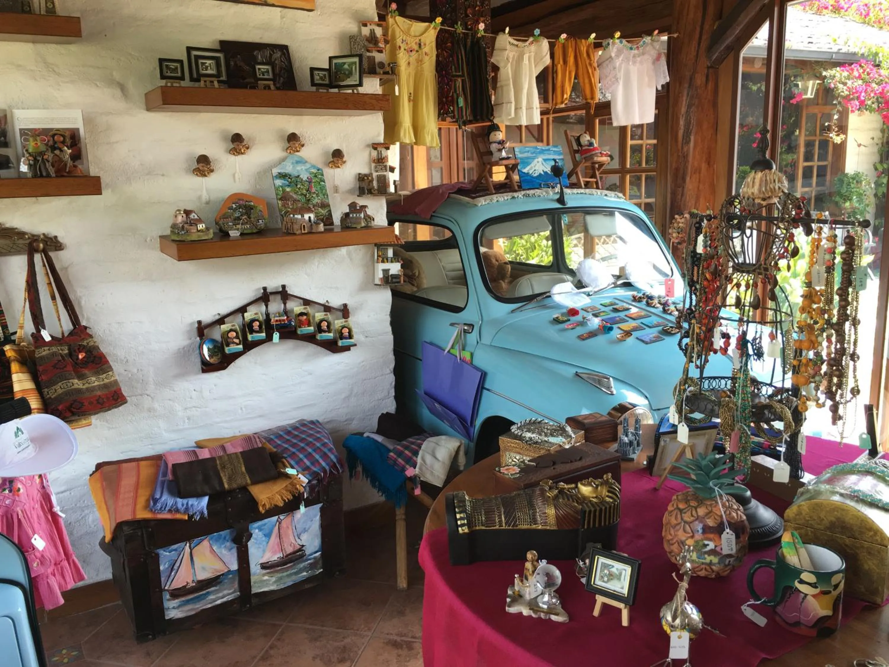 On-site shops in Casa d'Campo Tababela Hotel Boutique