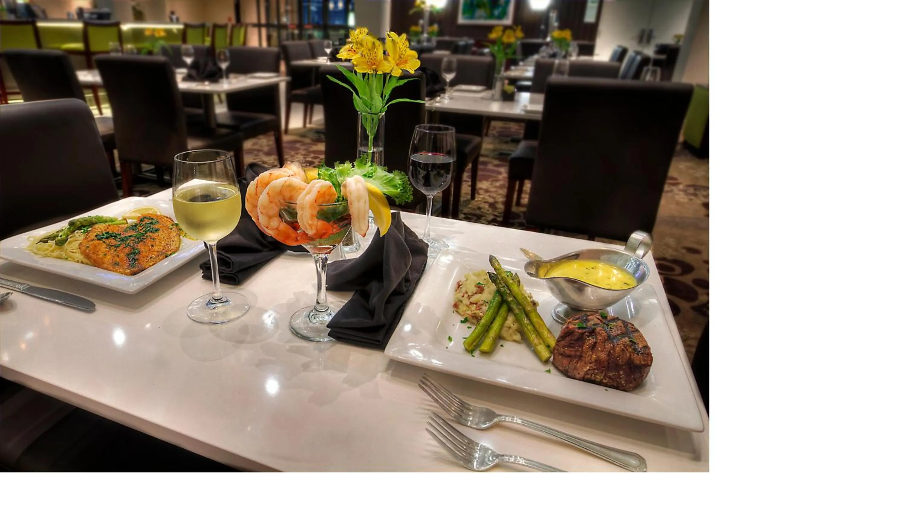 Restaurant/places to eat in Holiday Inn & Suites Tupelo North by IHG