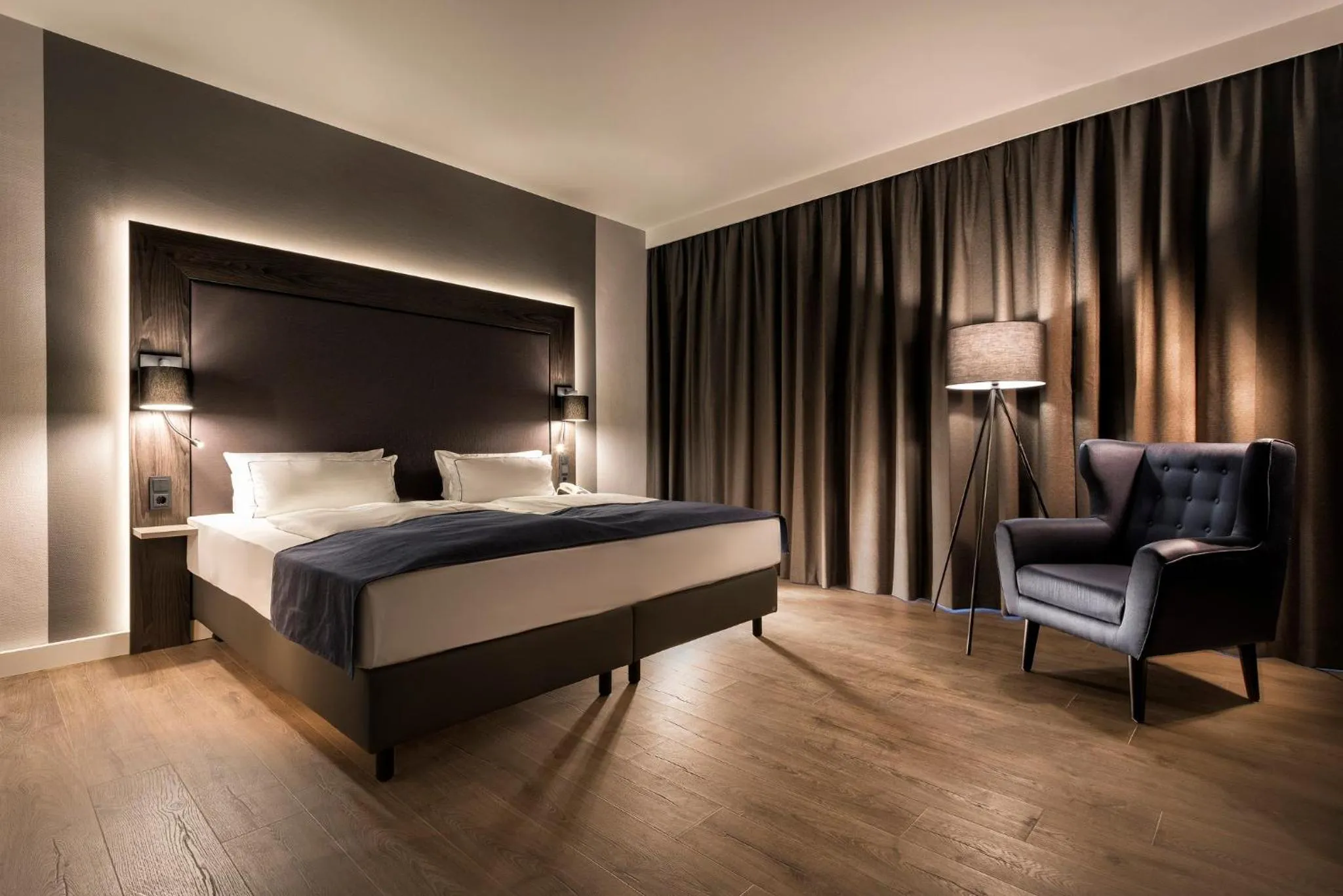 Photo of the whole room, Bed in Holiday Inn Berlin City-West by IHG