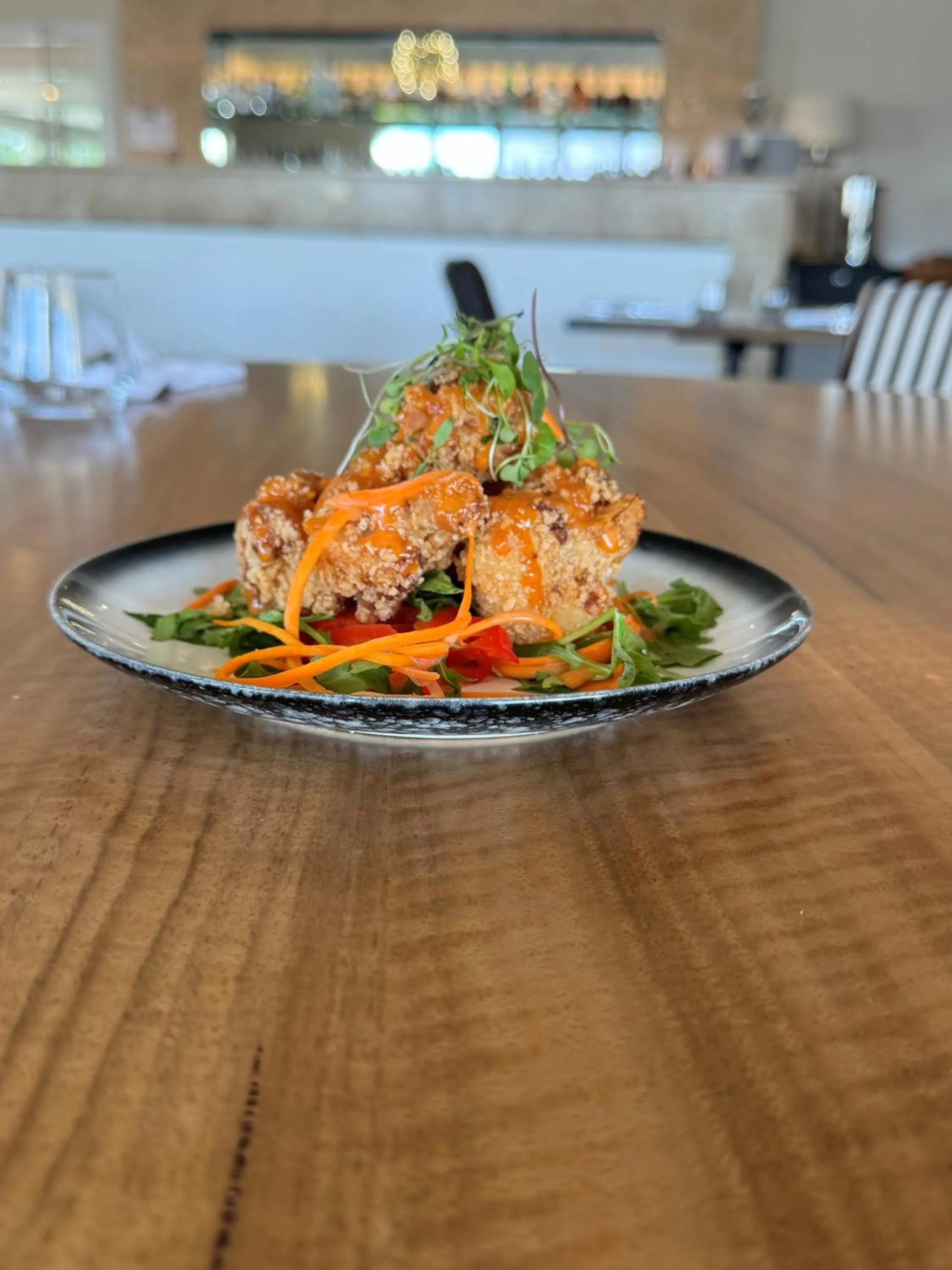 Restaurant/places to eat in International Hotel Wagga Wagga