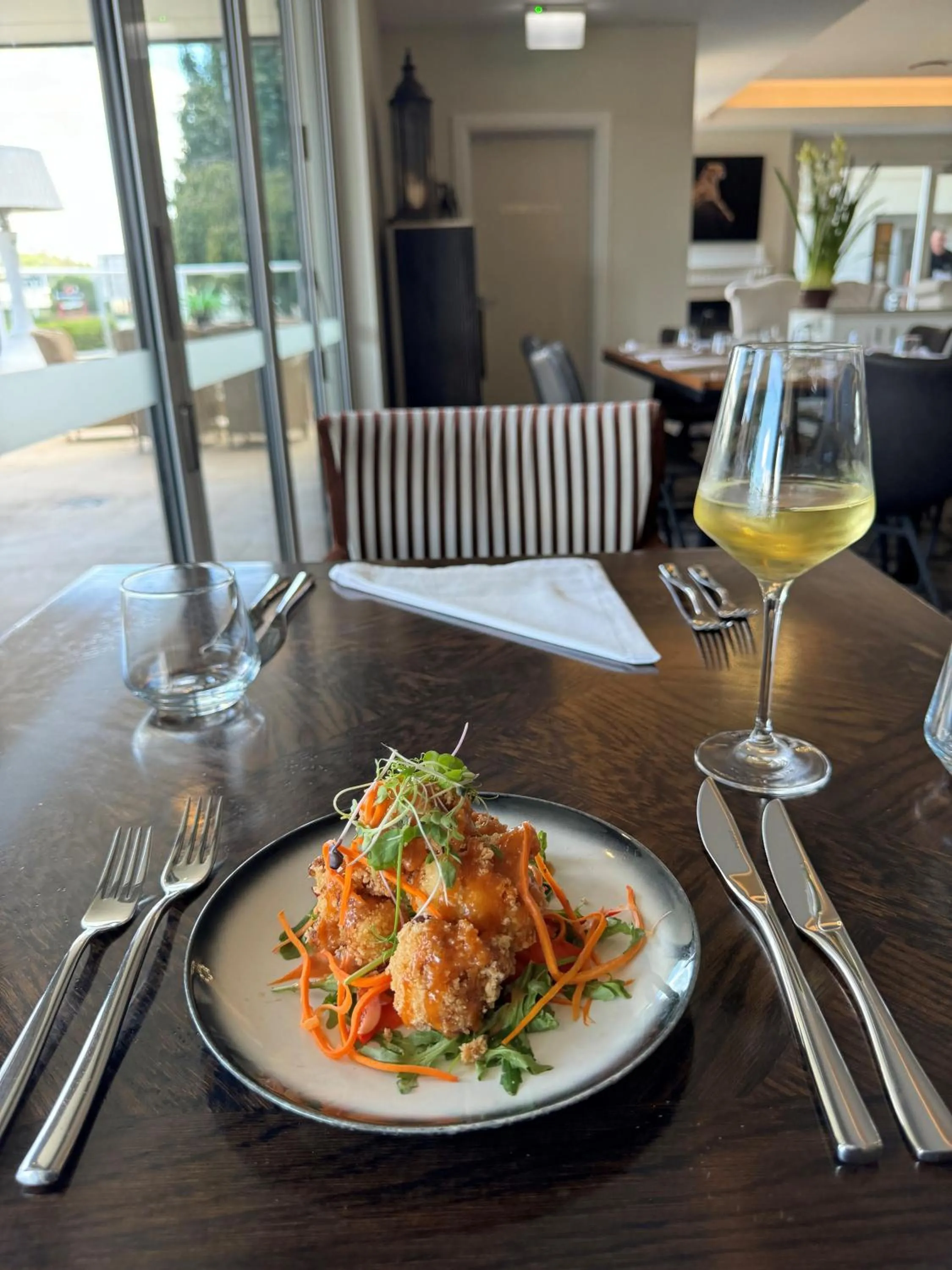 Restaurant/places to eat in International Hotel Wagga Wagga