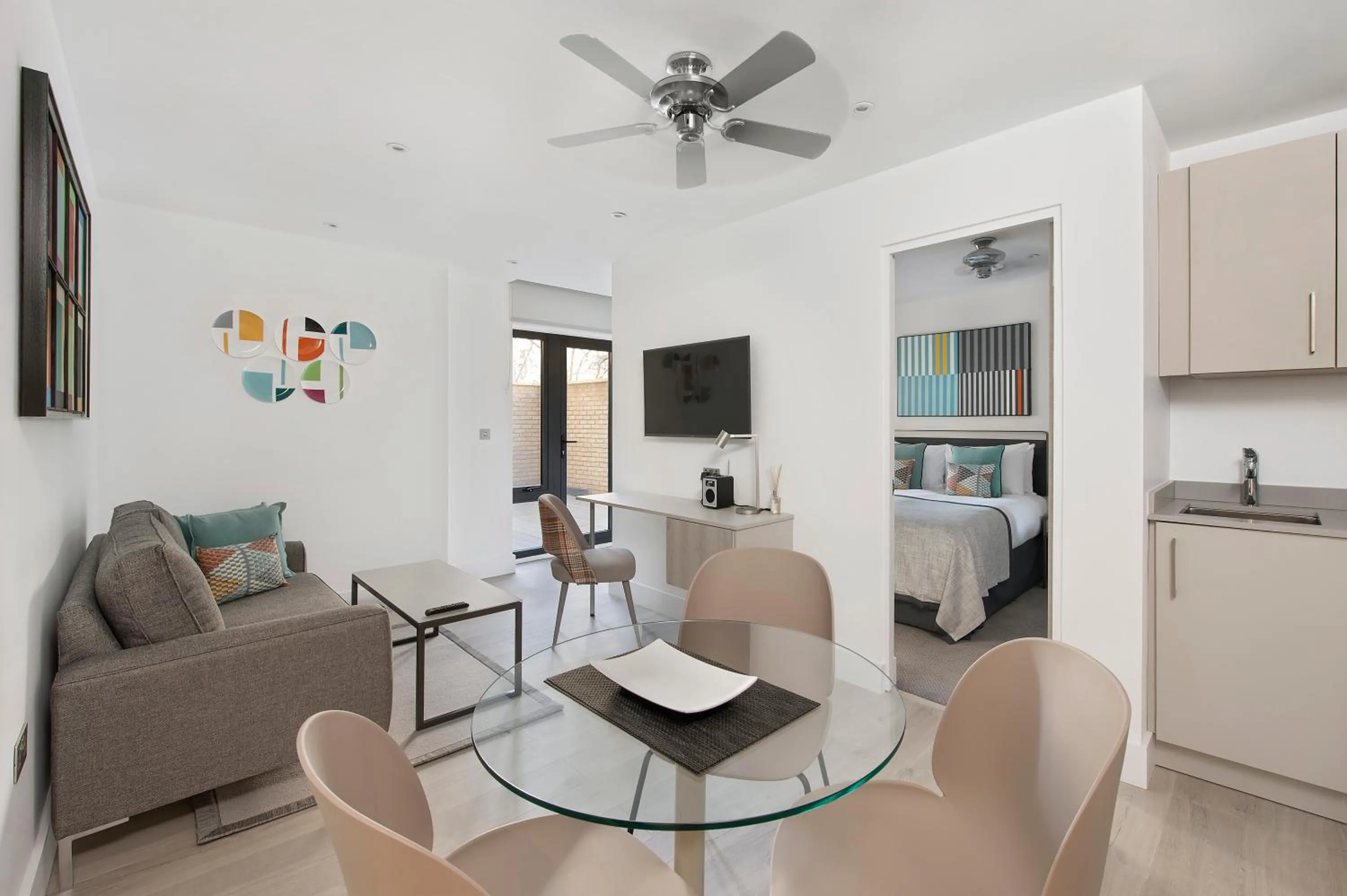 Living room in Q Square by Supercity Aparthotels