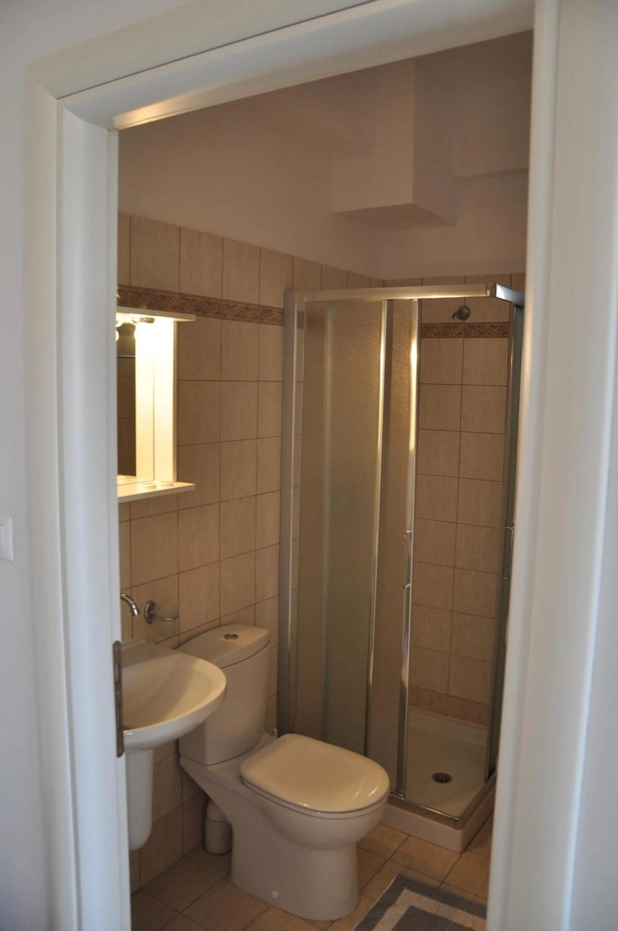 Shower in Kato Zakros Palace Apartments