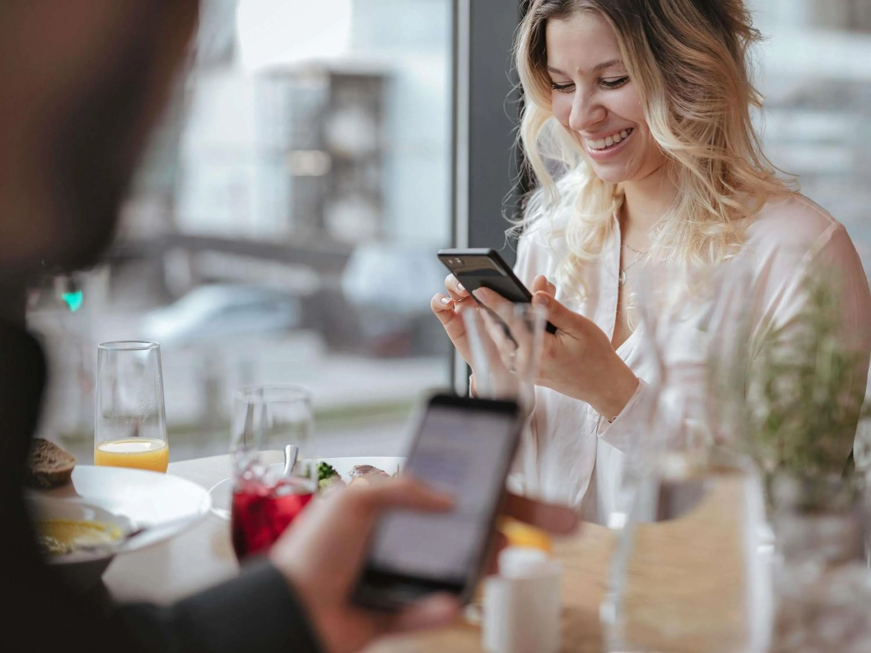 Lounge or bar in ibis Hotel Düsseldorf Hauptbahnhof