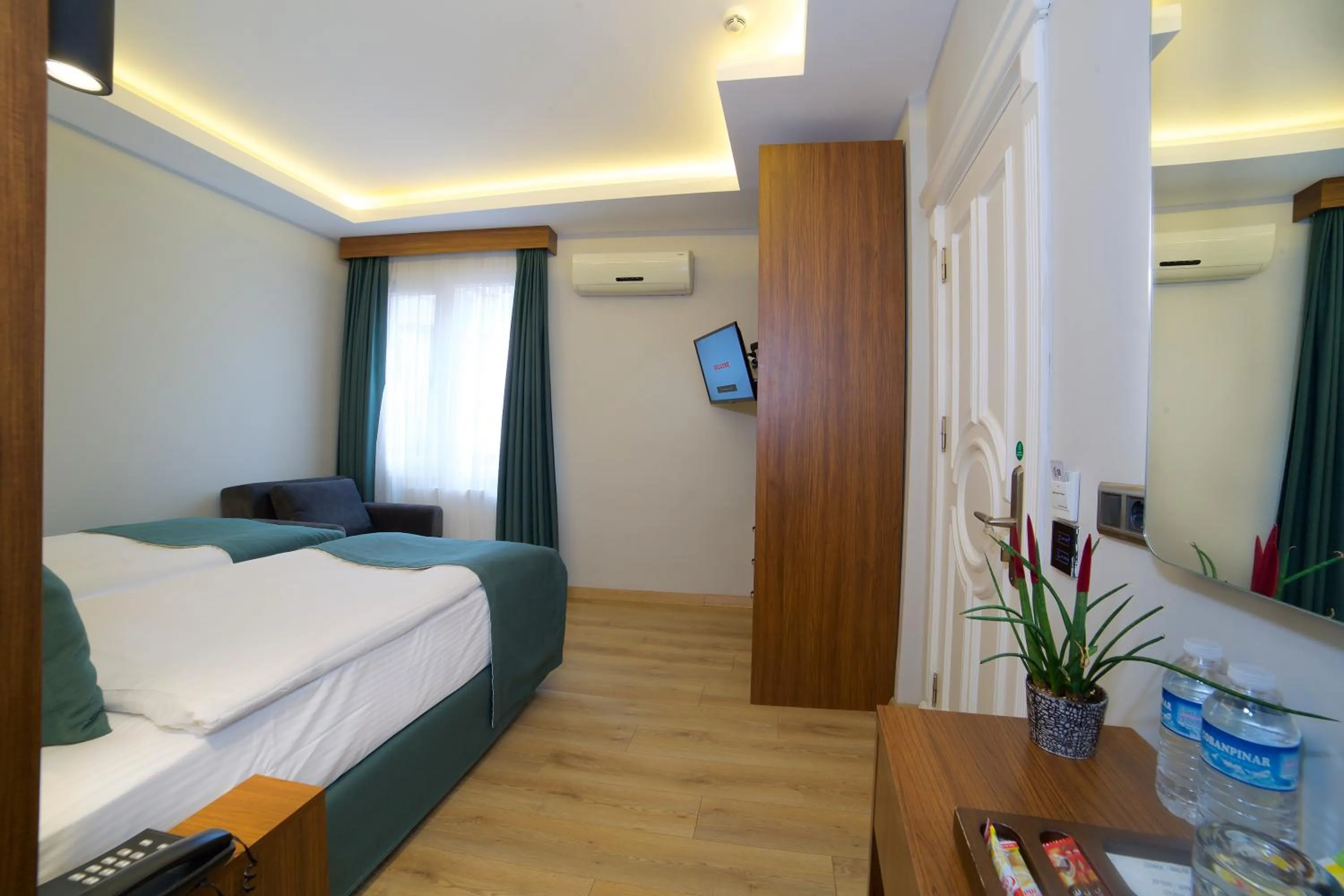 Bedroom, Bed in Hotel Black Tulip