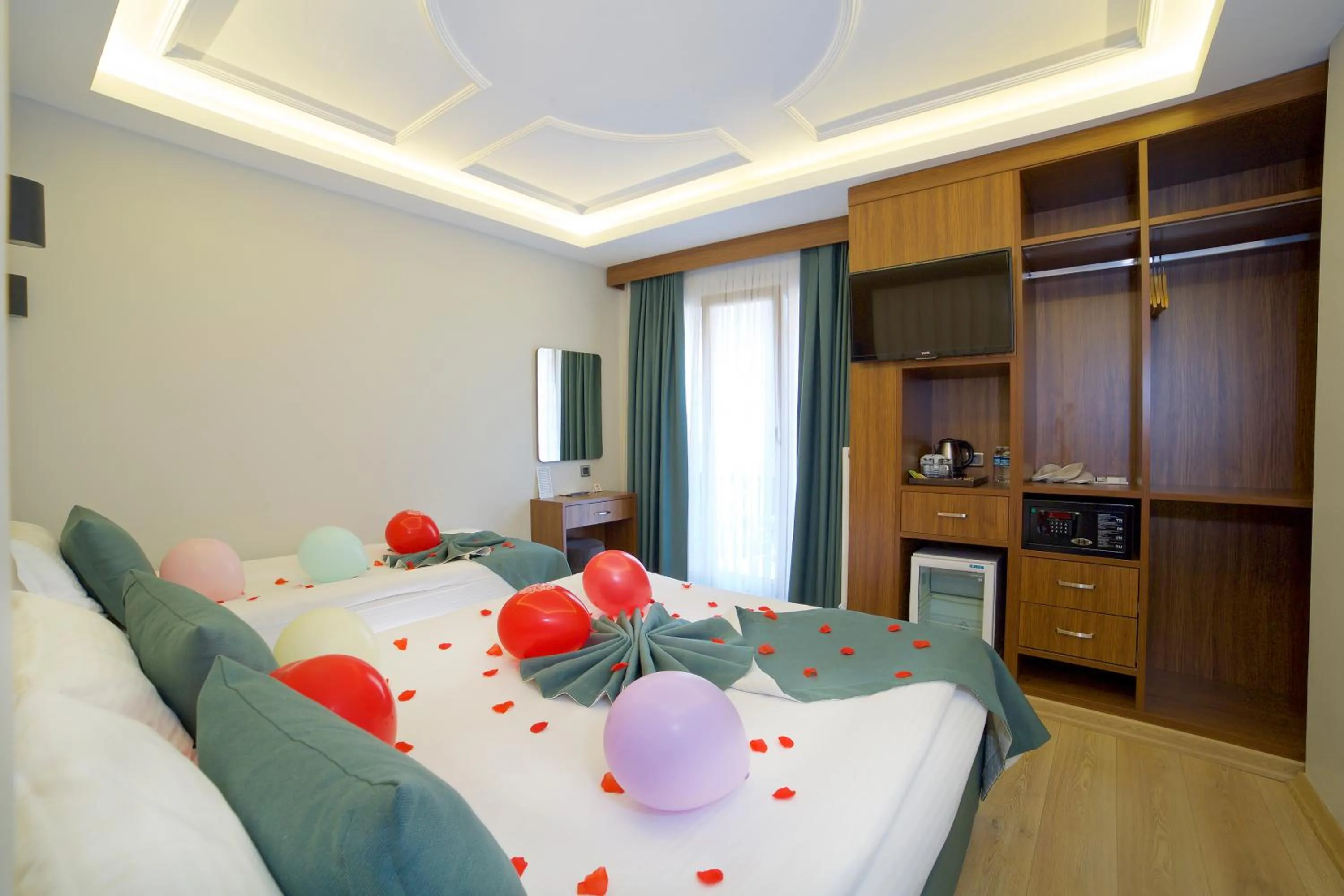 Photo of the whole room, Bed in Hotel Black Tulip