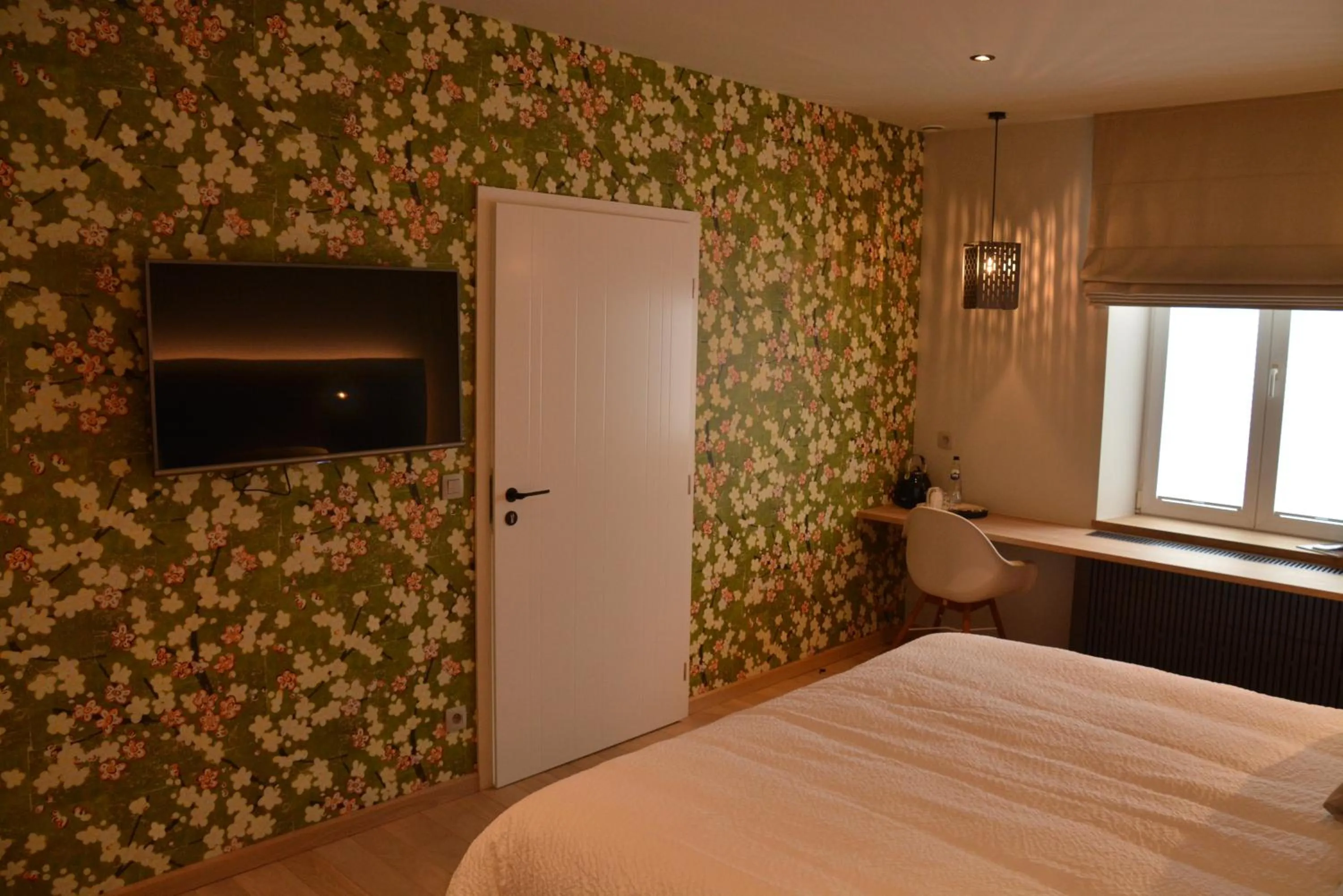 Facility for disabled guests, Bed in LA GLORIETTE