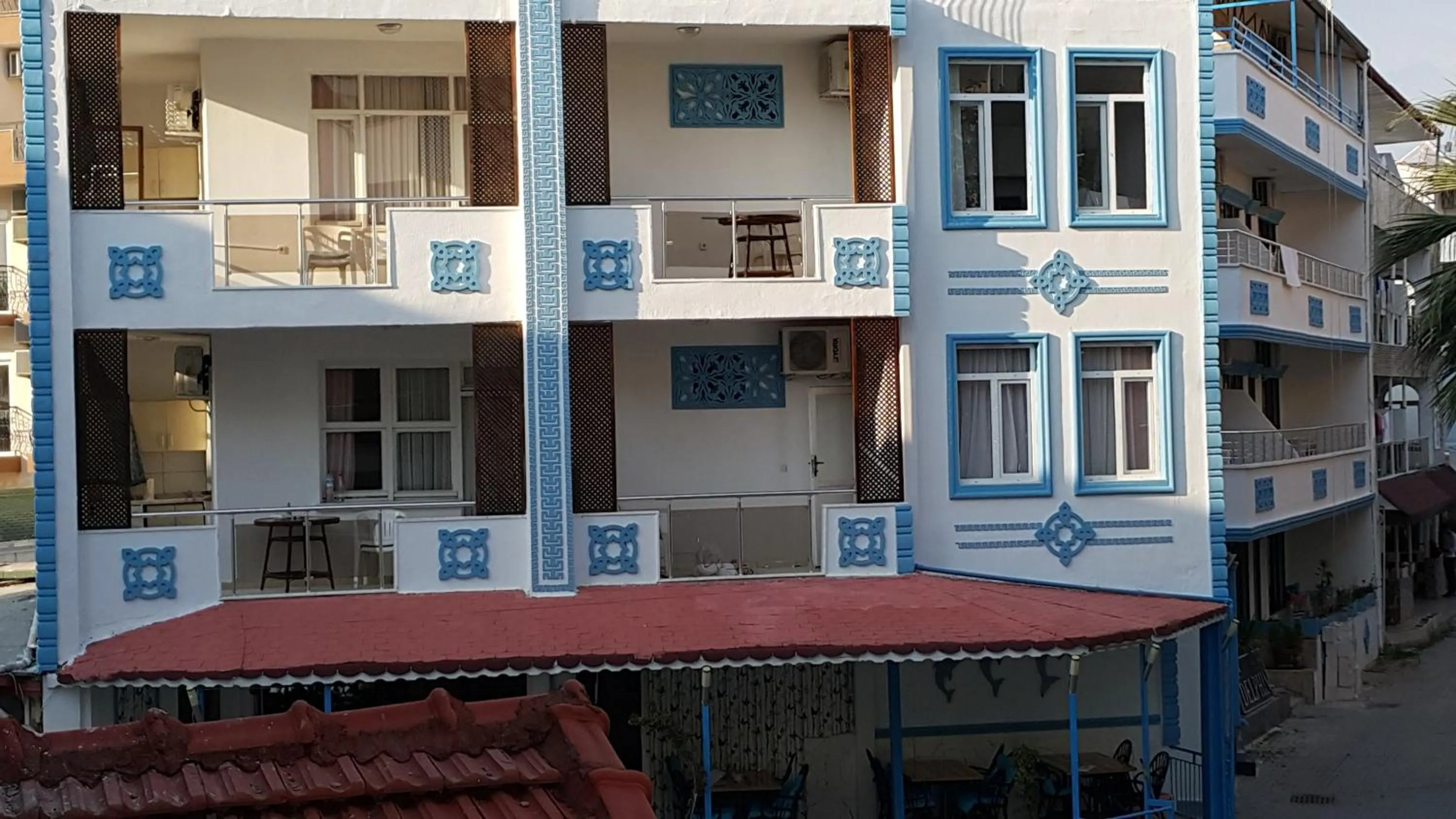 Property building in Delphin Apart Hotel