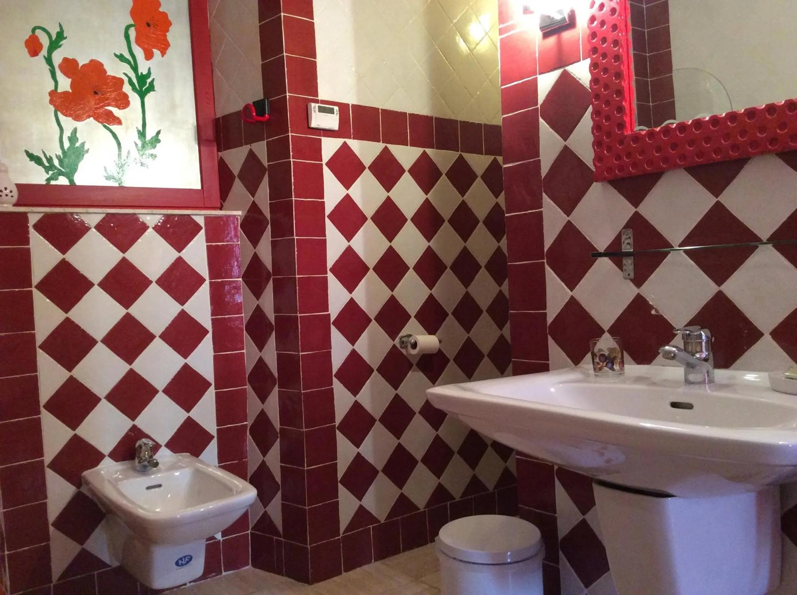 Toilet in Chambre d'Hotes La Brunetière