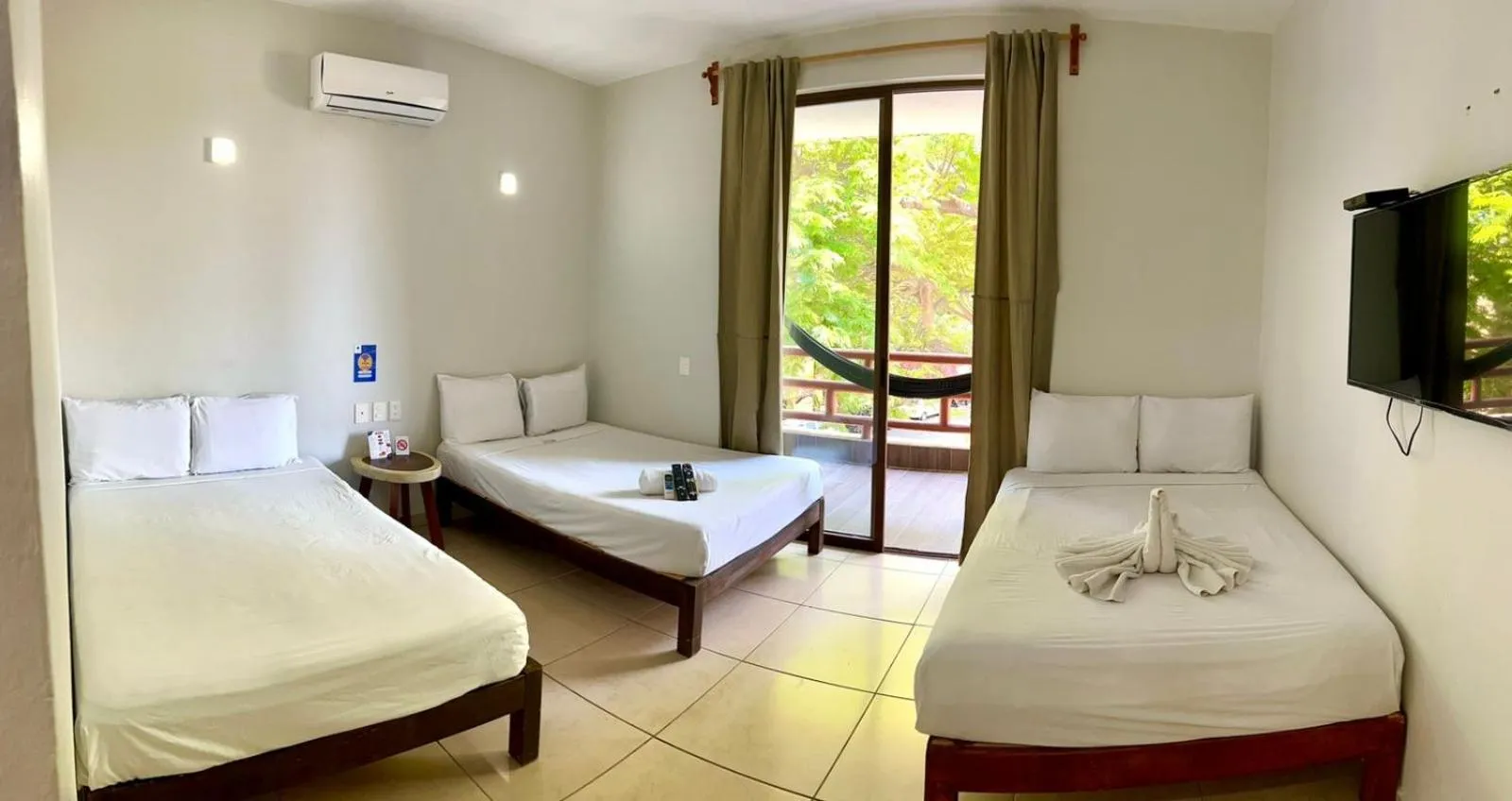 Bed in Hotel Aldea Sol