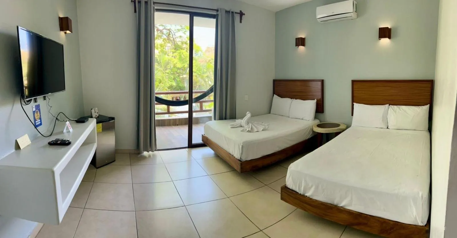 Bed in Hotel Aldea Sol