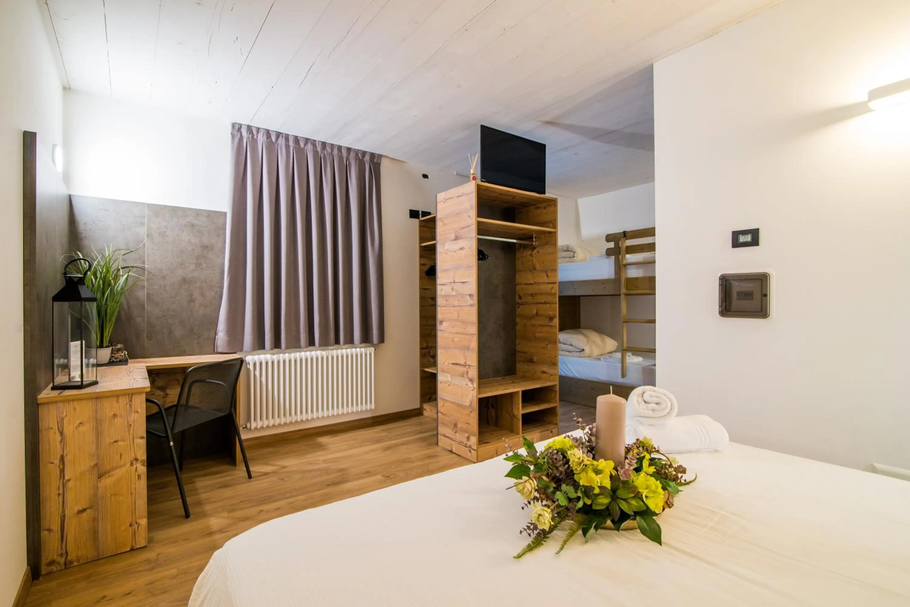 Bedroom, Bed in Hotel Alla Fonte