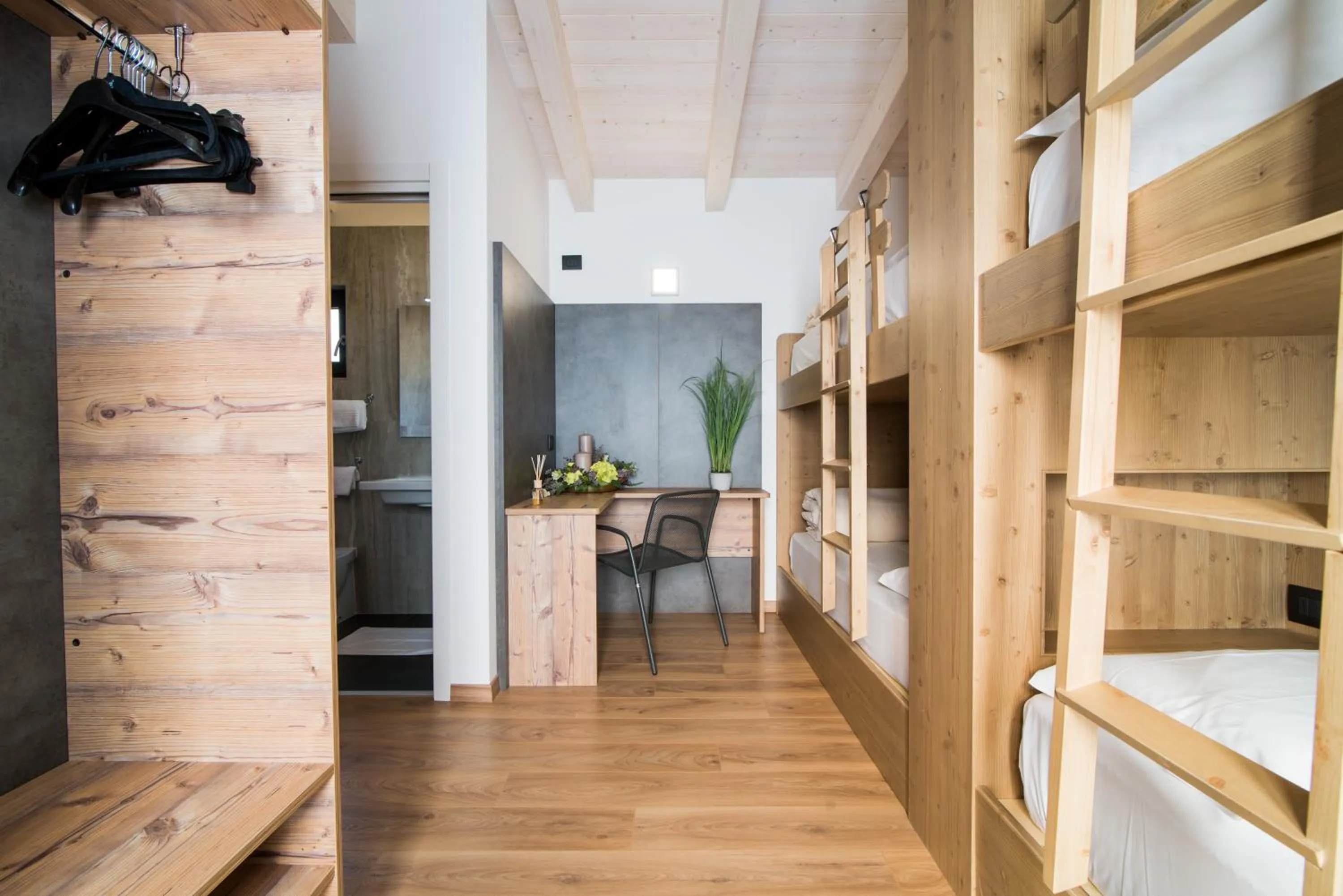 wardrobe in Hotel Alla Fonte