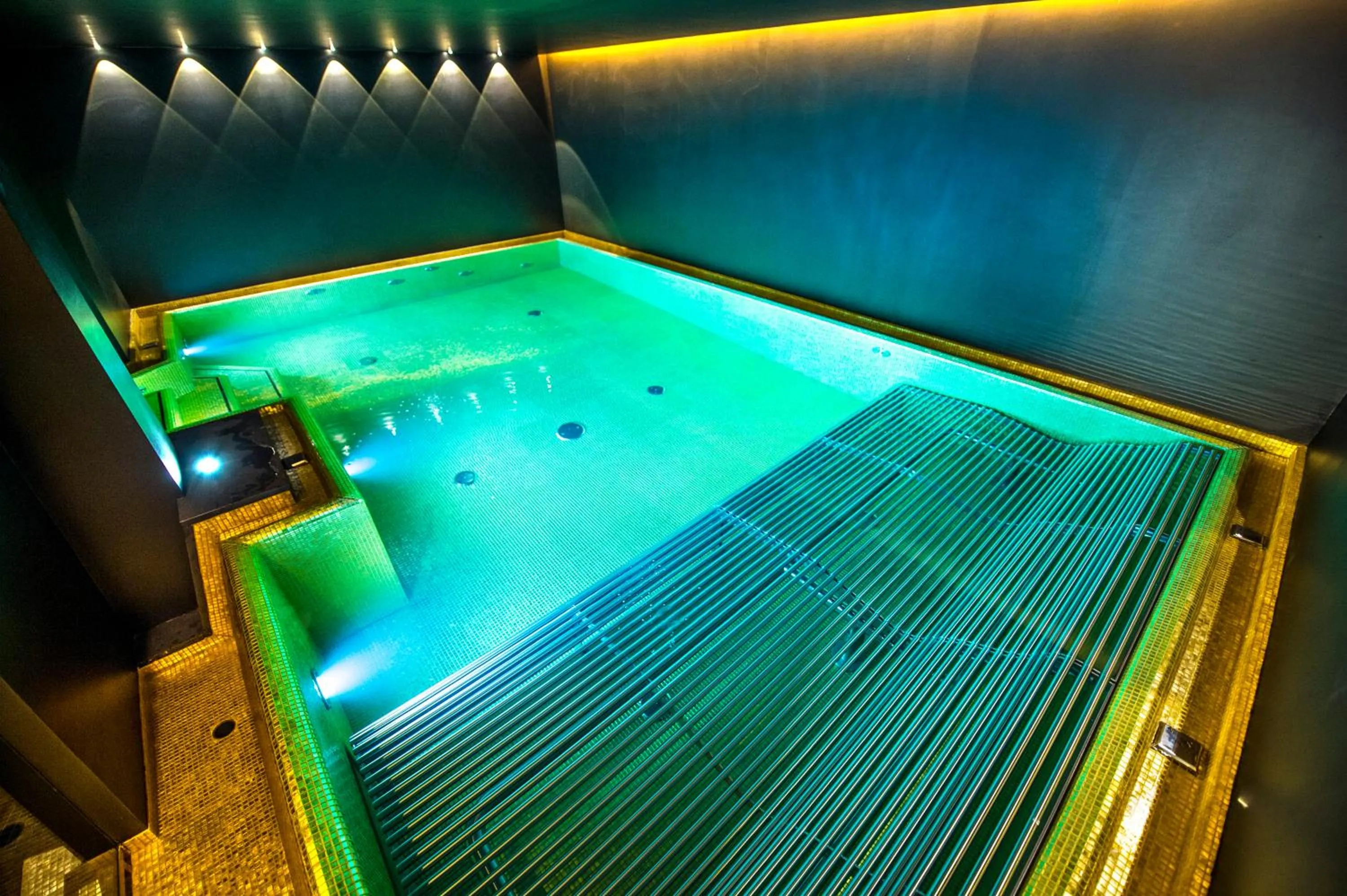 Hot Tub in Stella Hotel - My Dolomites Experience