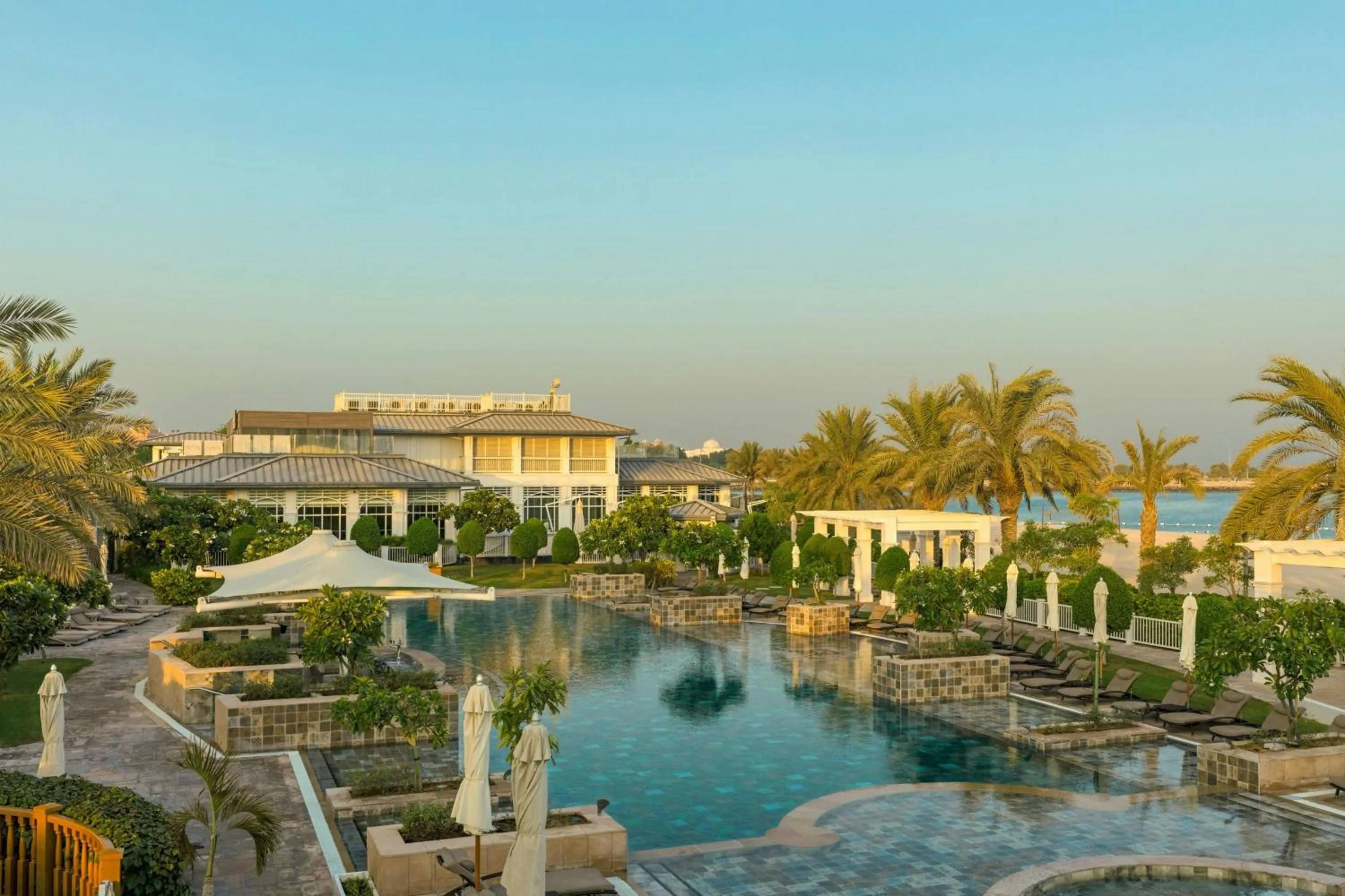 Swimming pool in The St. Regis Abu Dhabi