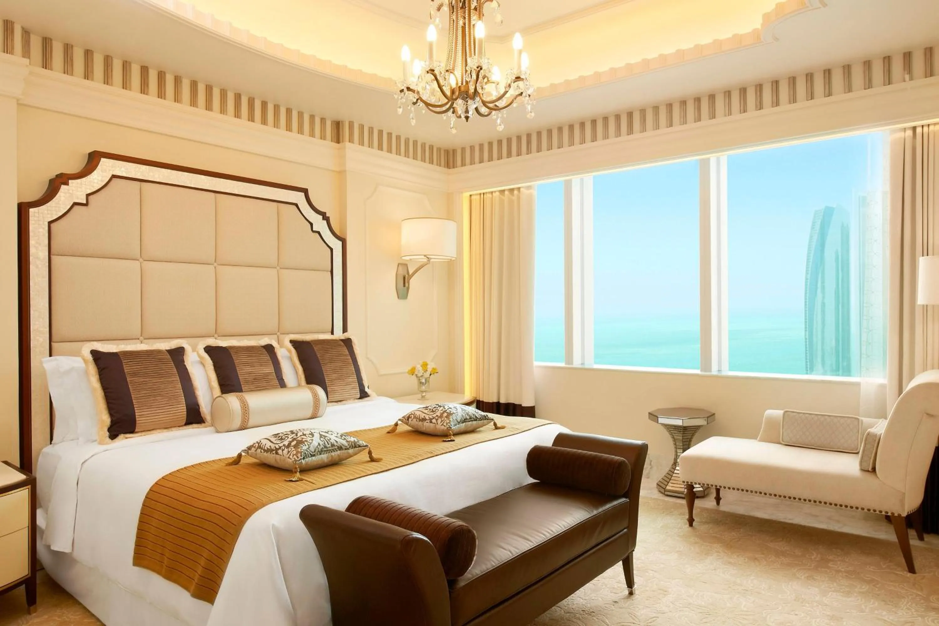 Bedroom, Bed in The St. Regis Abu Dhabi