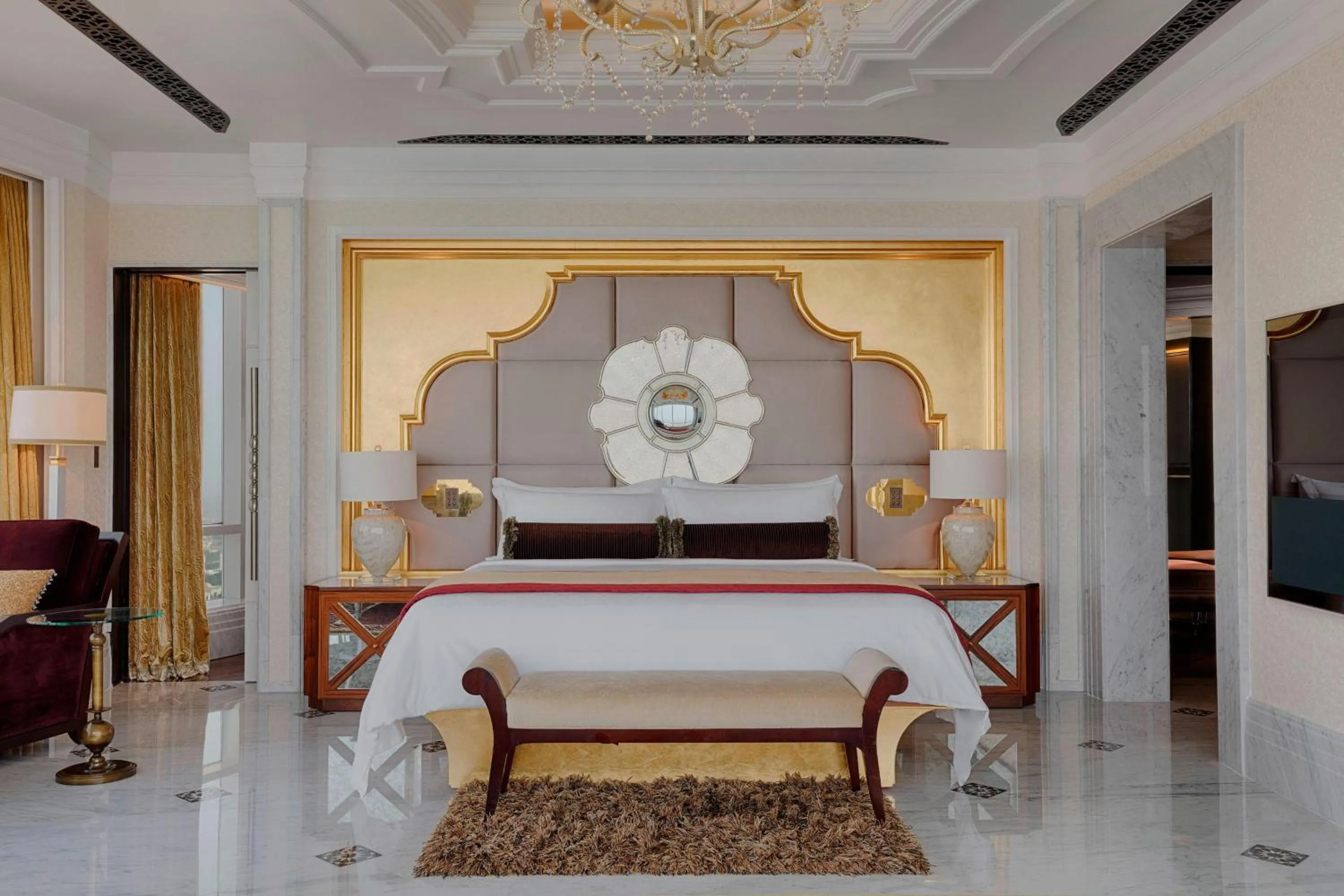 Bedroom, Bed in The St. Regis Abu Dhabi