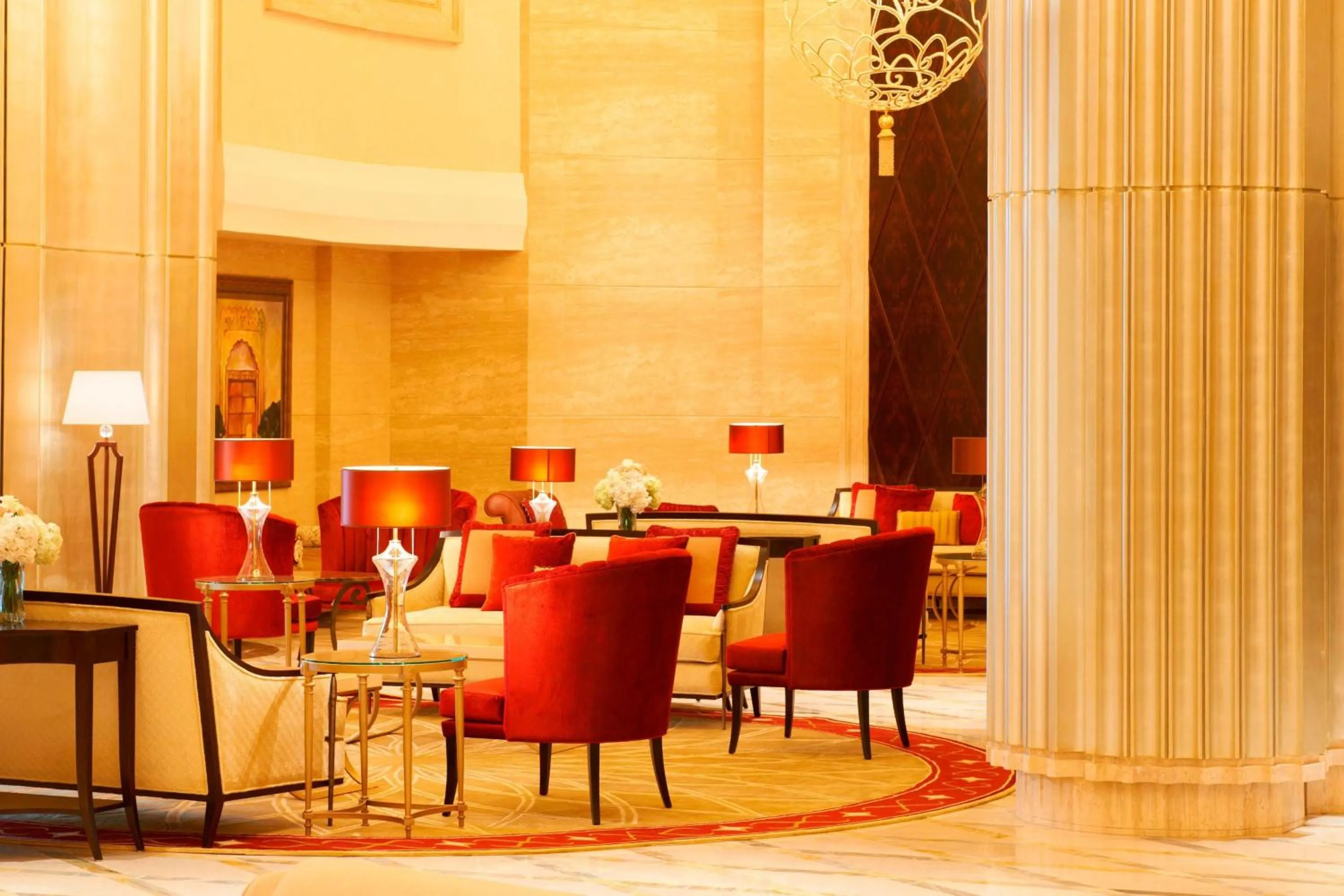 Lounge or bar in The St. Regis Abu Dhabi