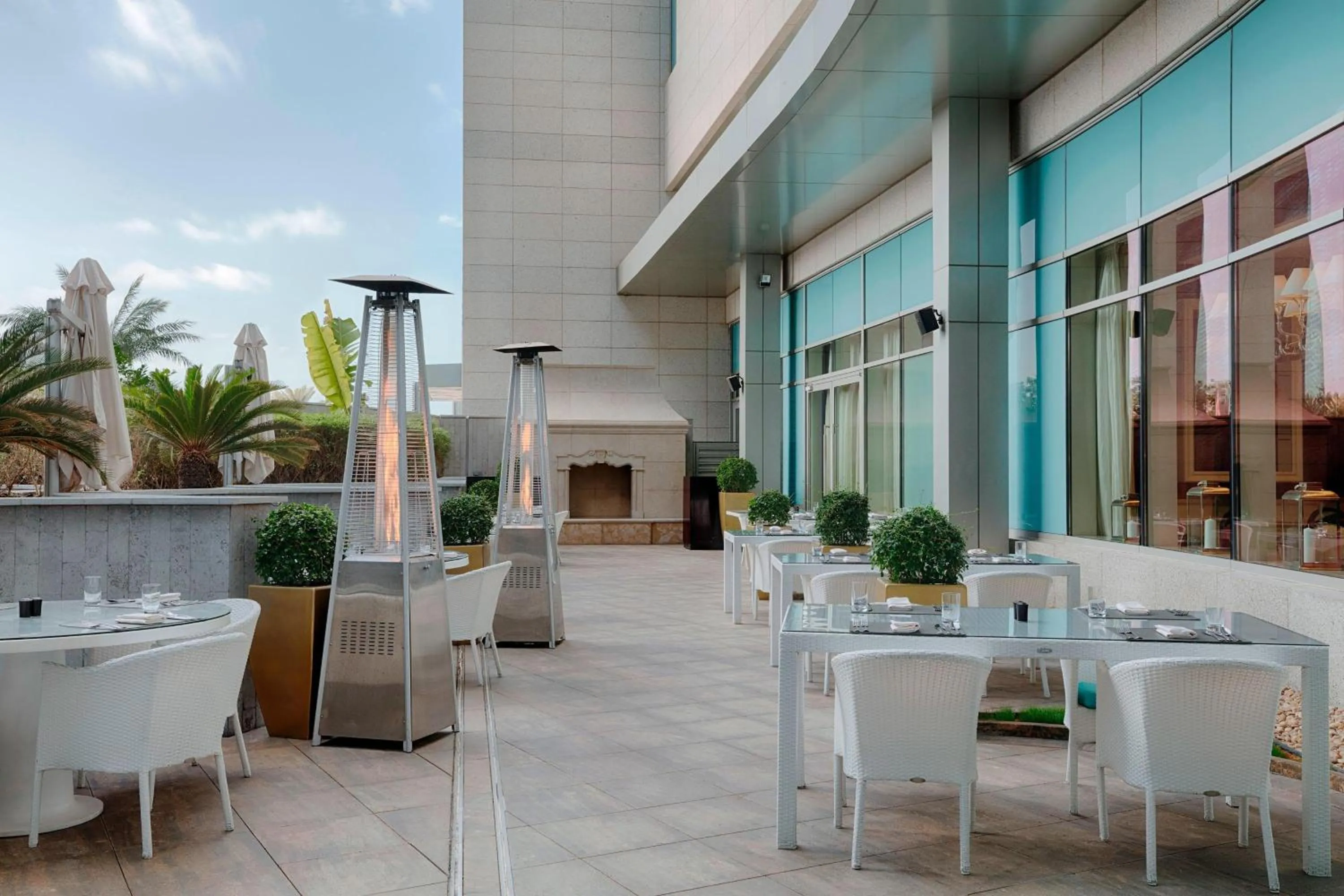 Restaurant/places to eat in The St. Regis Abu Dhabi