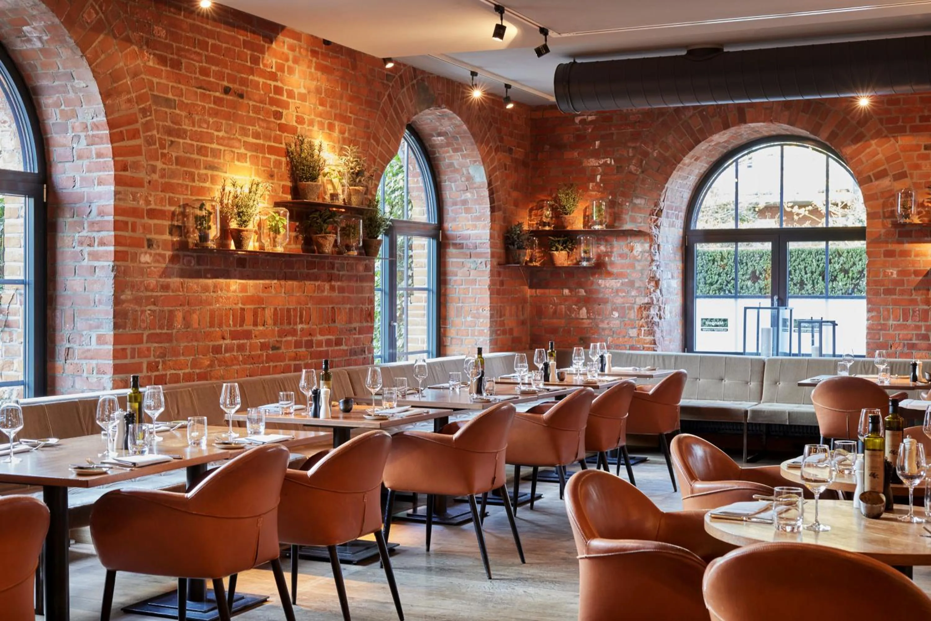 Restaurant/places to eat in Gastwerk Hotel Hamburg