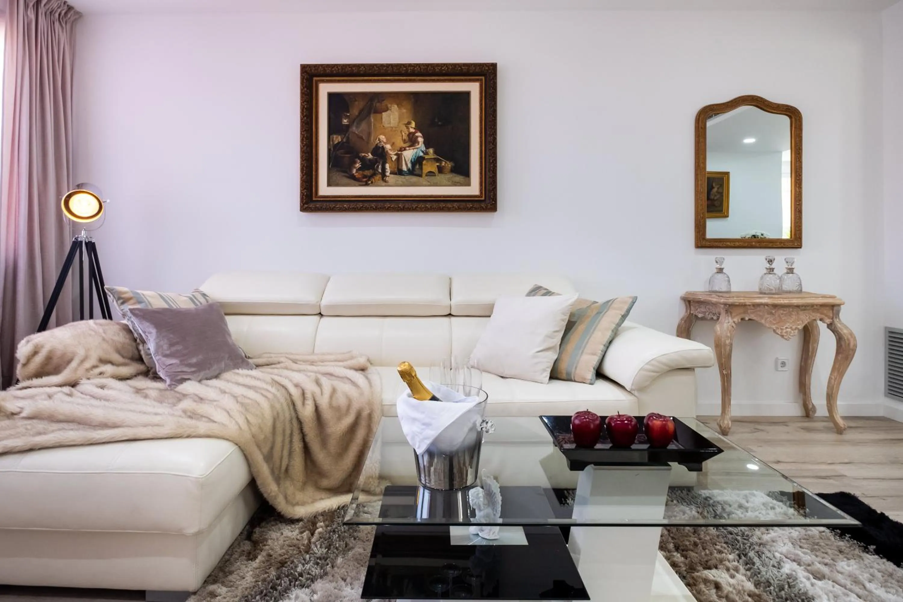 Living room in Lux Apartments Barcelona