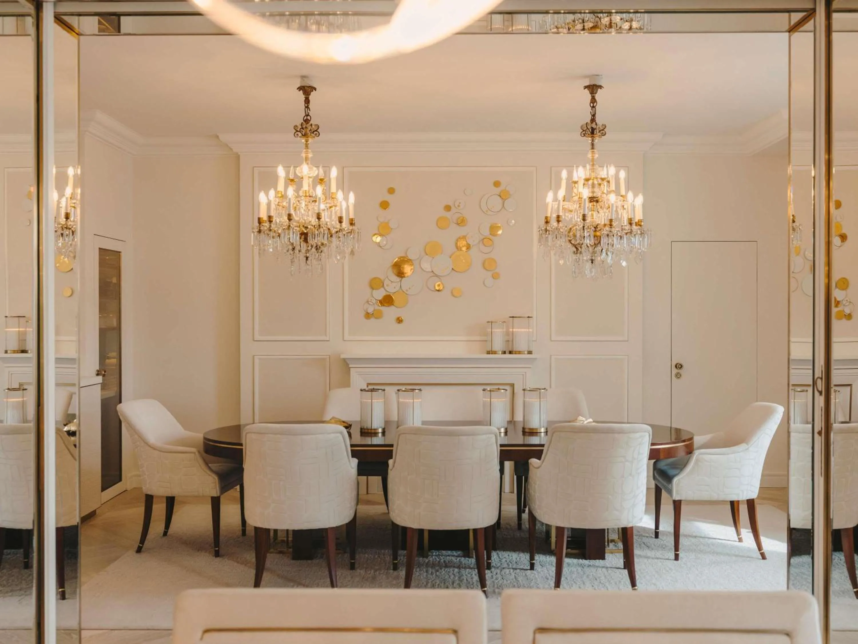 Bedroom in Fairmont Hotel Vier Jahreszeiten