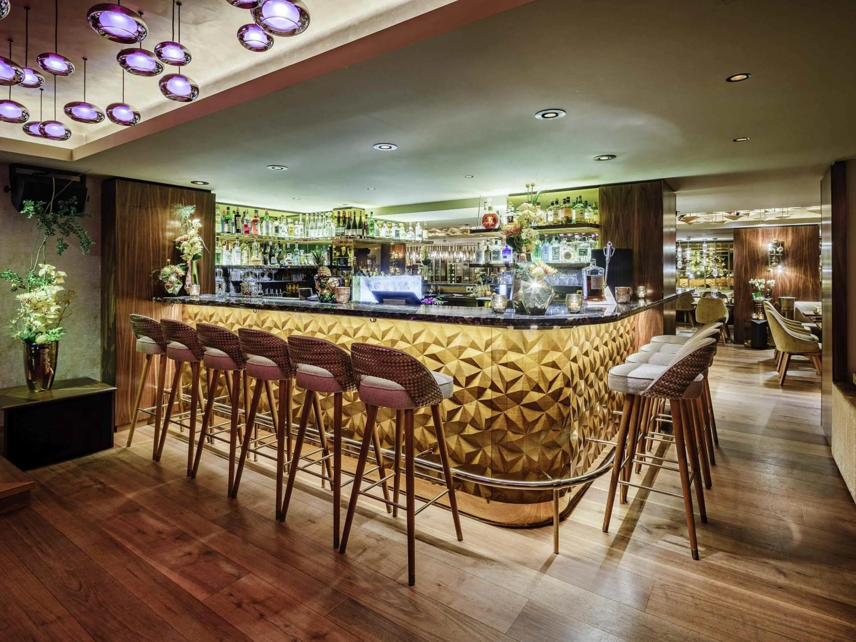 Lounge or bar in Fairmont Hotel Vier Jahreszeiten