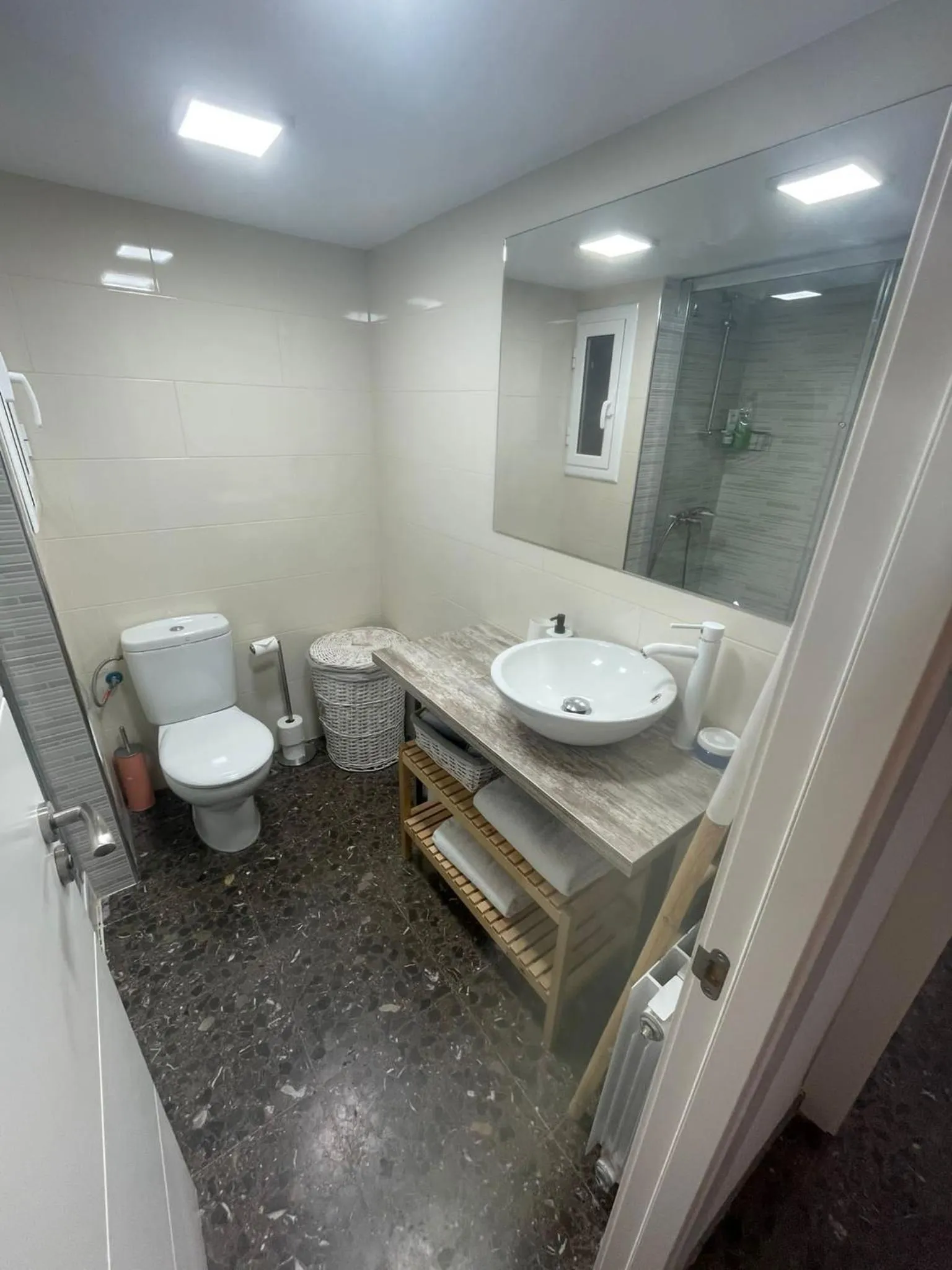 Family-Friendly Home in Central Barcelona 4BDR