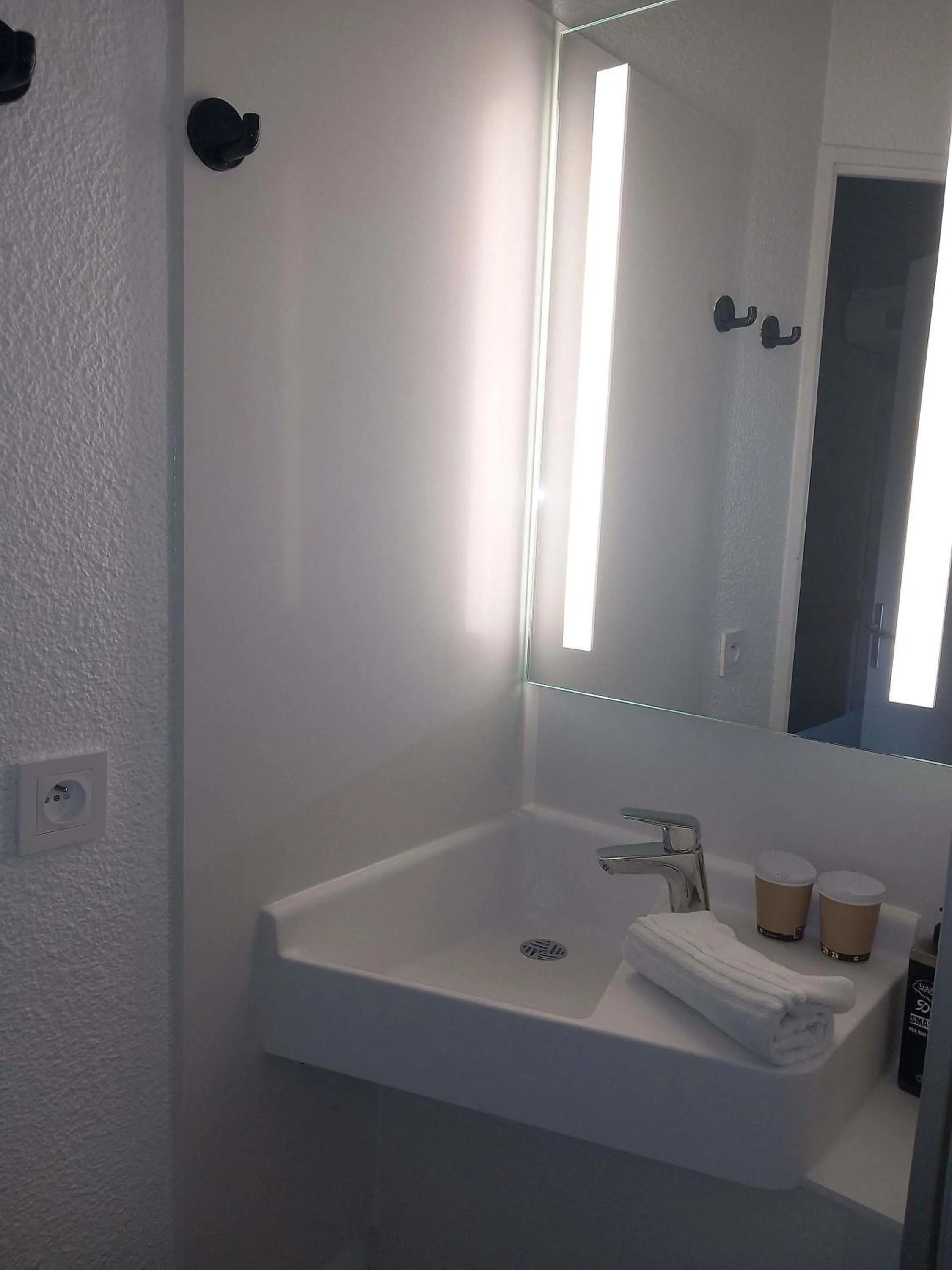 Bedroom in ibis budget Arles Sud Fourchon