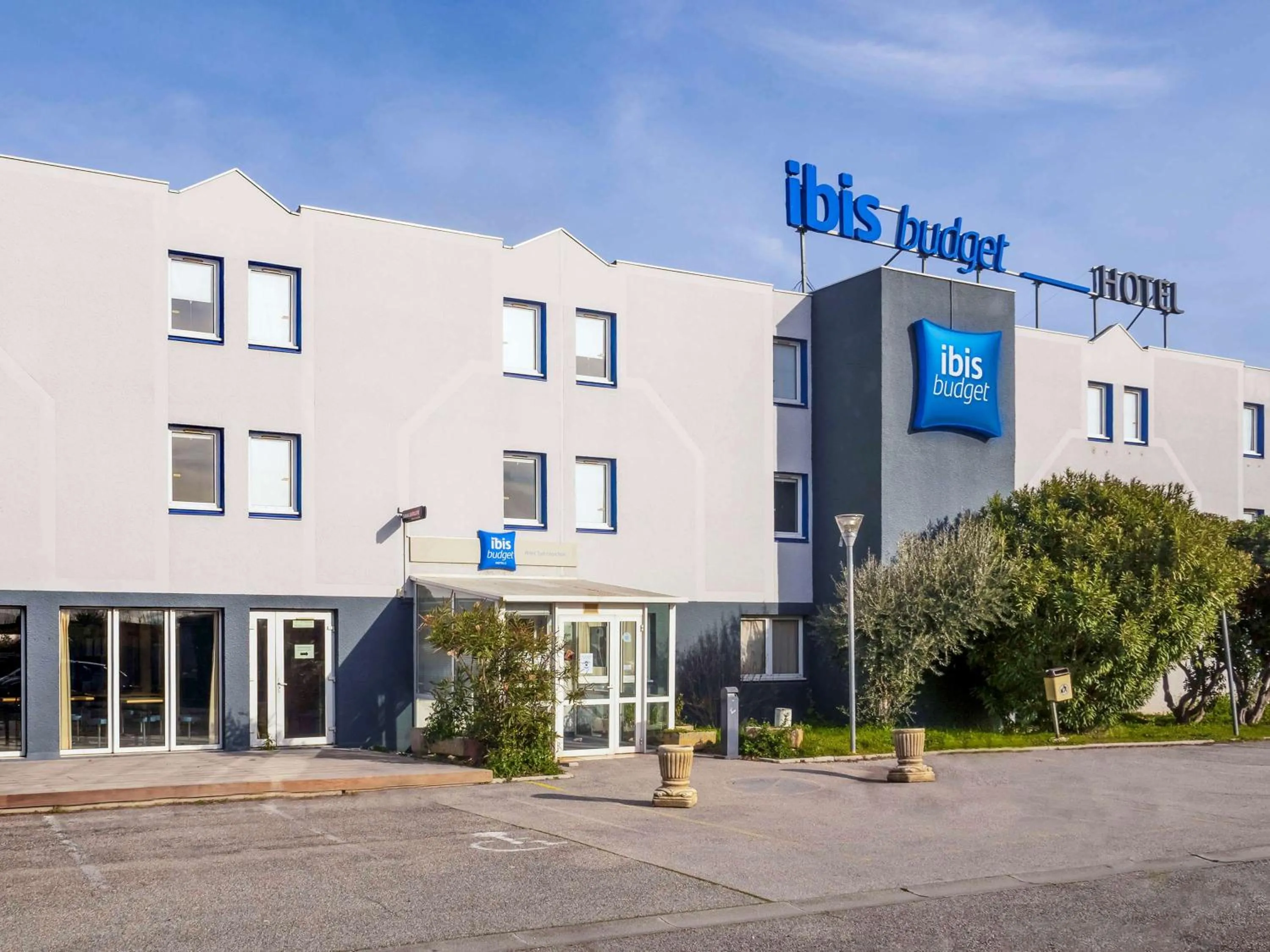 Property building in ibis budget Arles Sud Fourchon