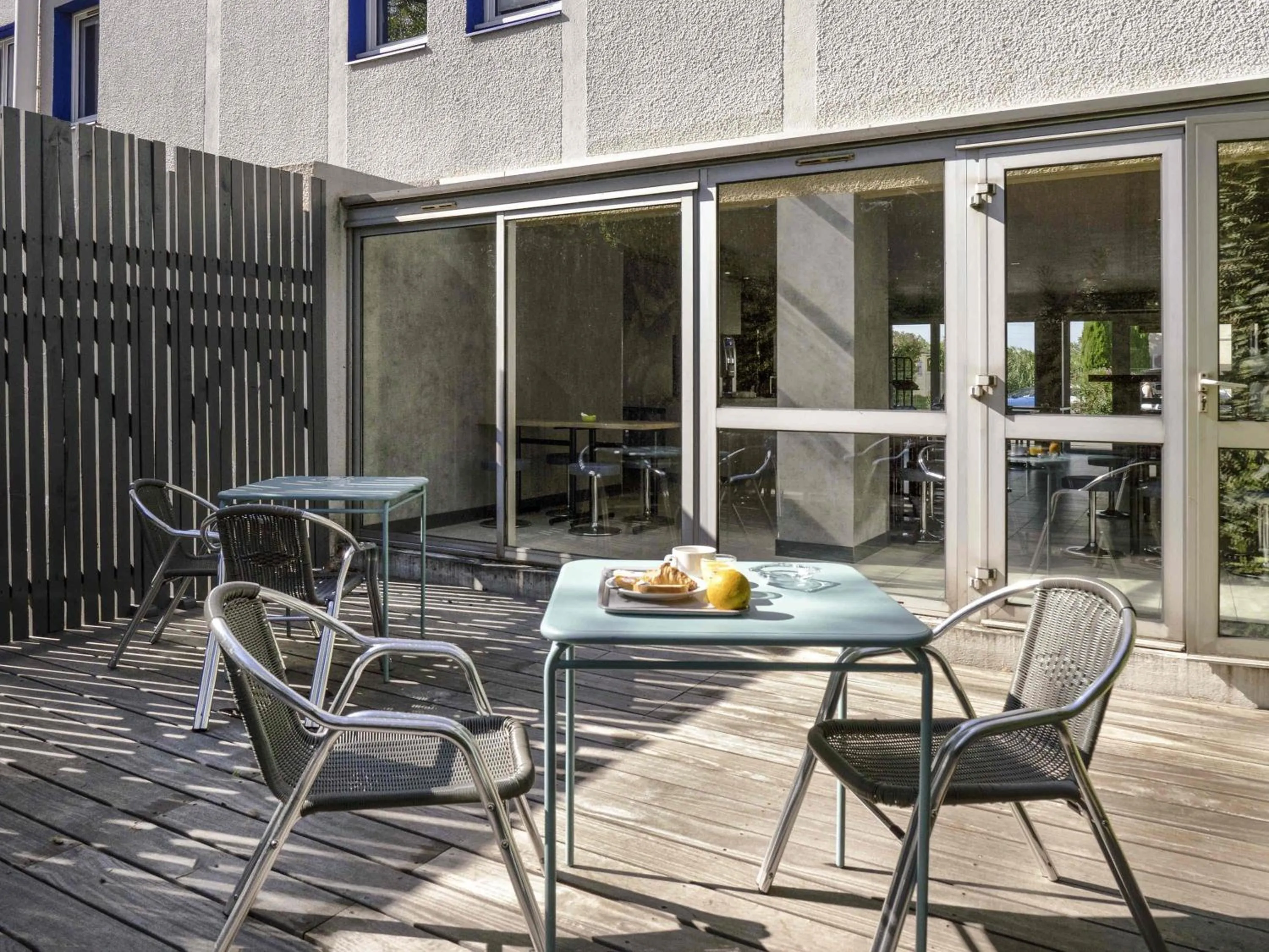 Property building in ibis budget Arles Sud Fourchon