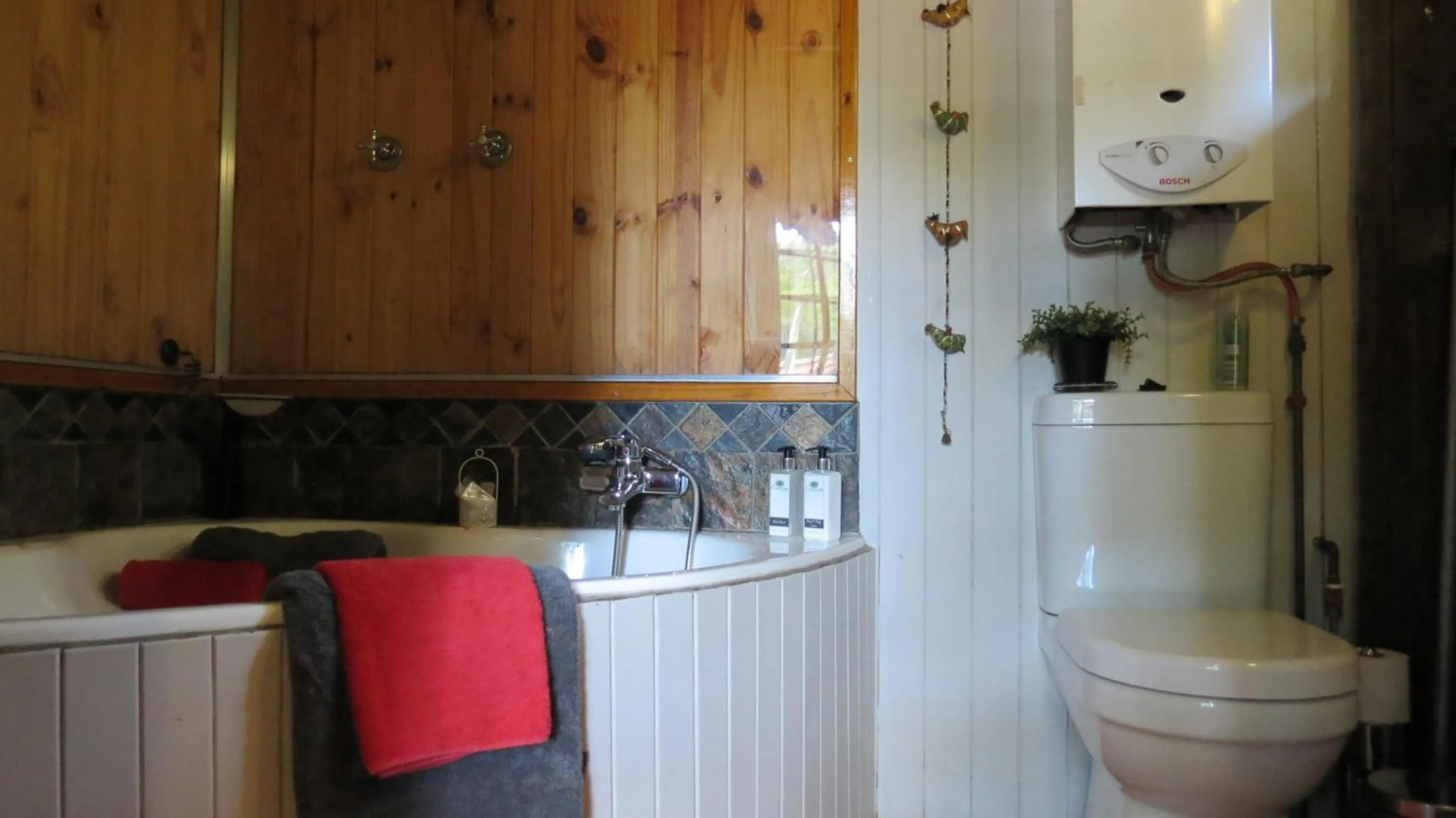 Bathroom in Ciara Guesthouse