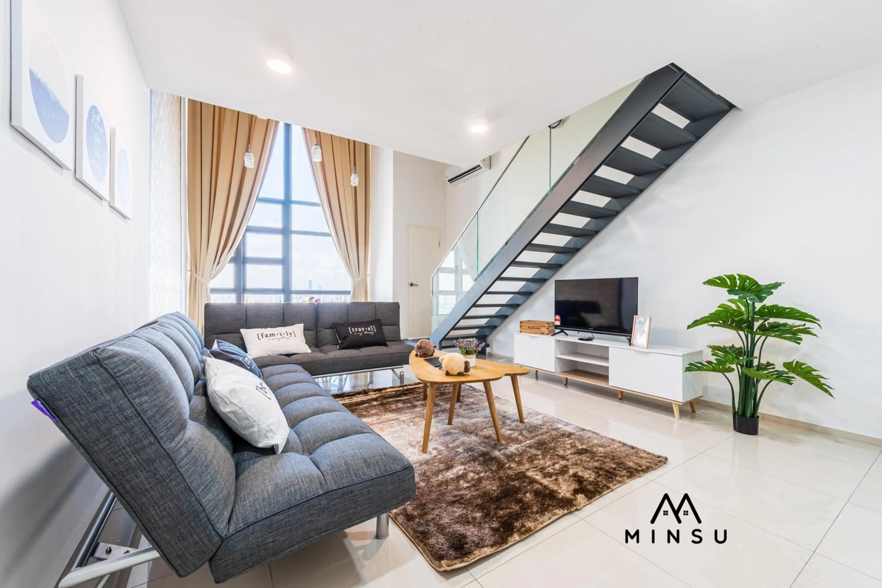 Living room in Minsu (Ekocheras)