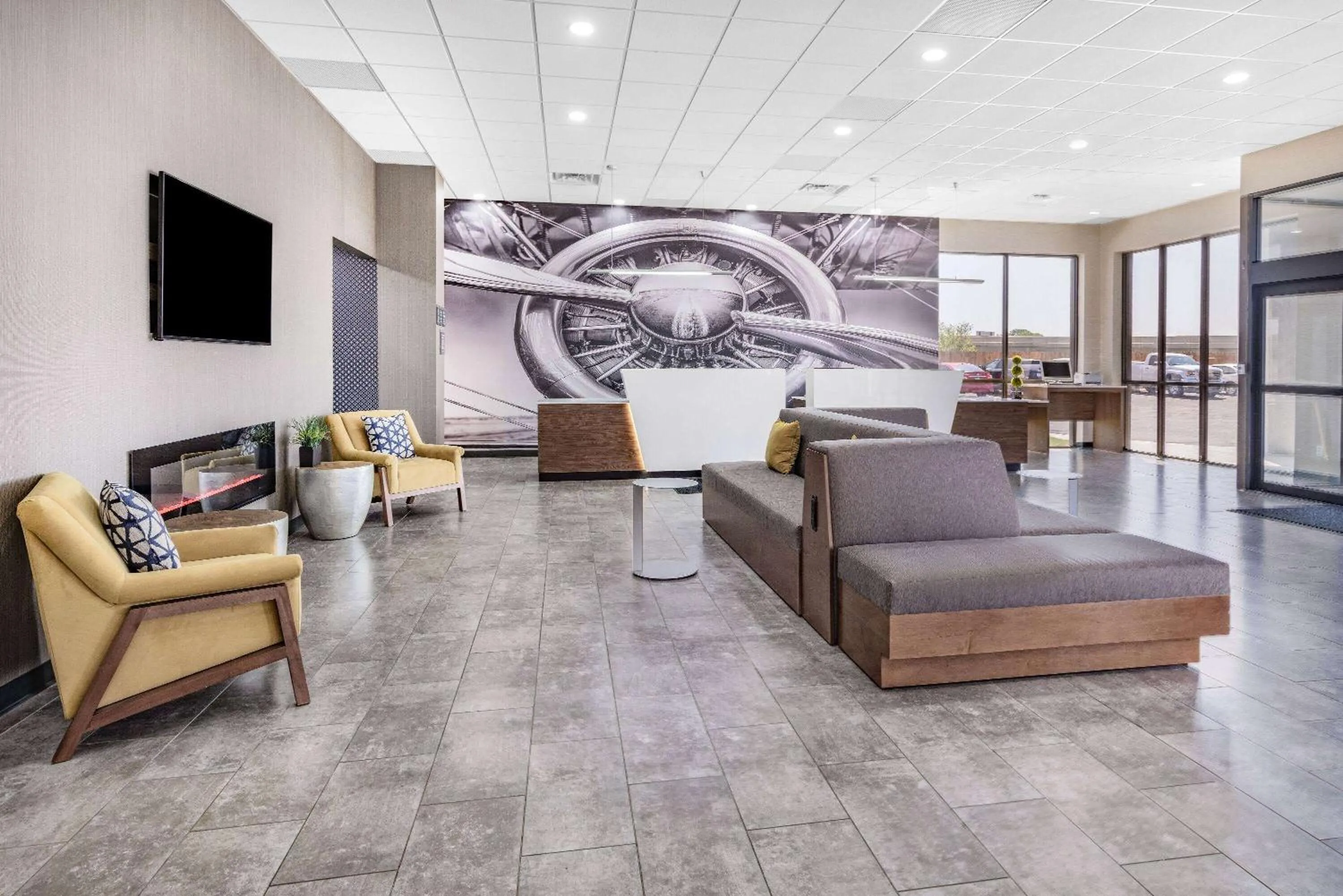 Lobby or reception in Wingate by Wyndham Wichita Airport