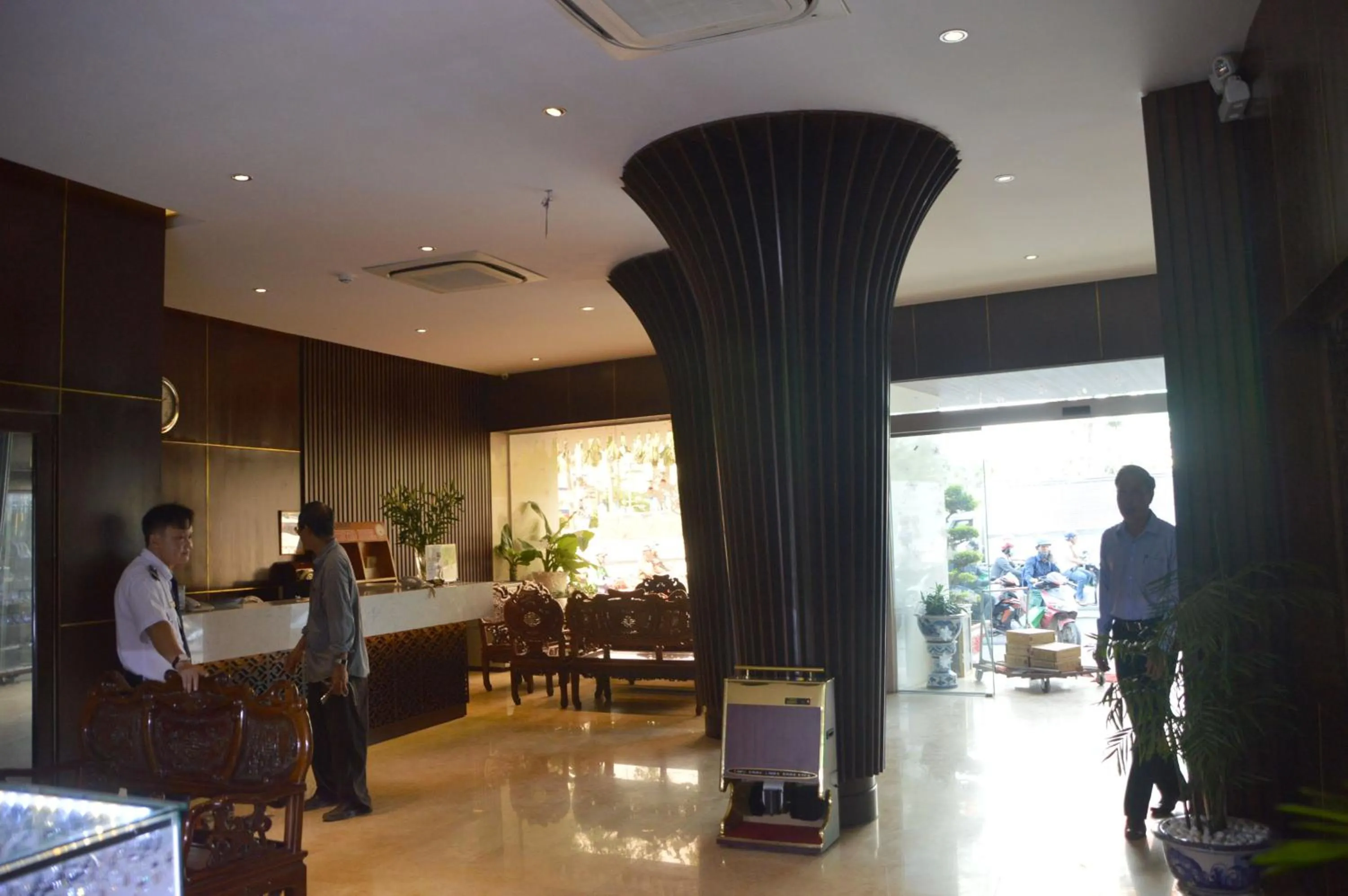 Lobby or reception in Phu Tho Hotel