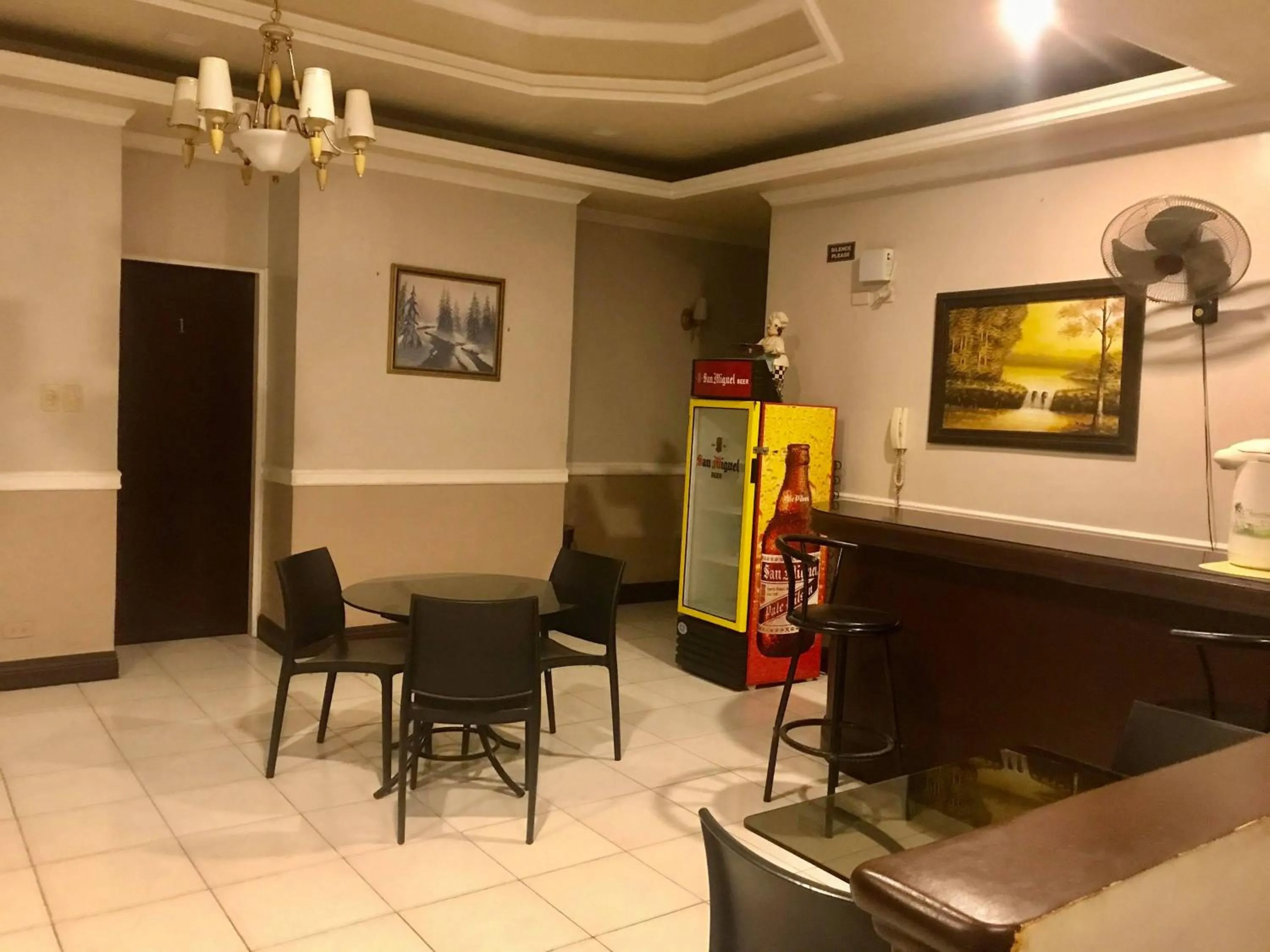 Lounge or bar in ROLET HOTEL