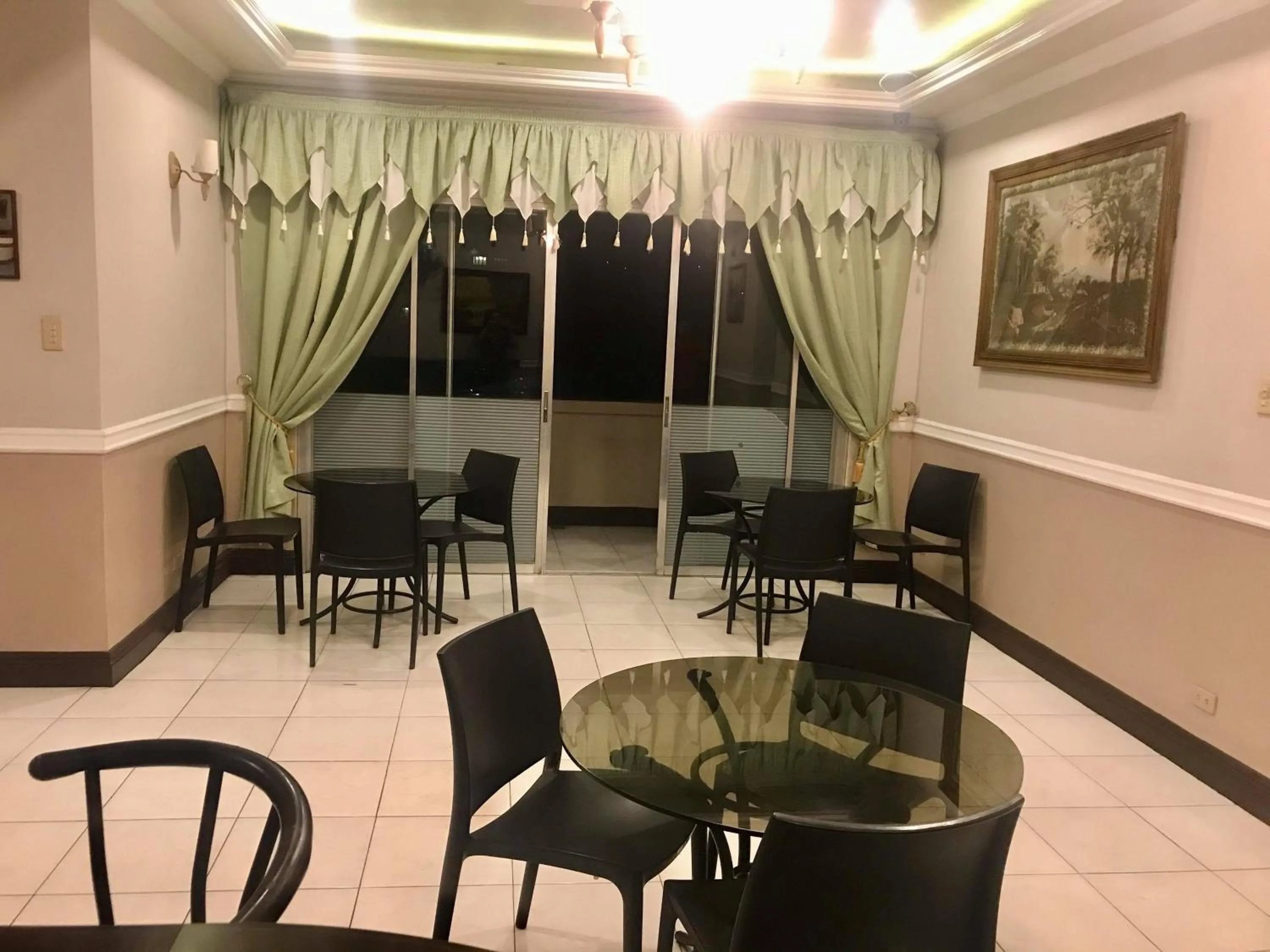 Lounge or bar in ROLET HOTEL